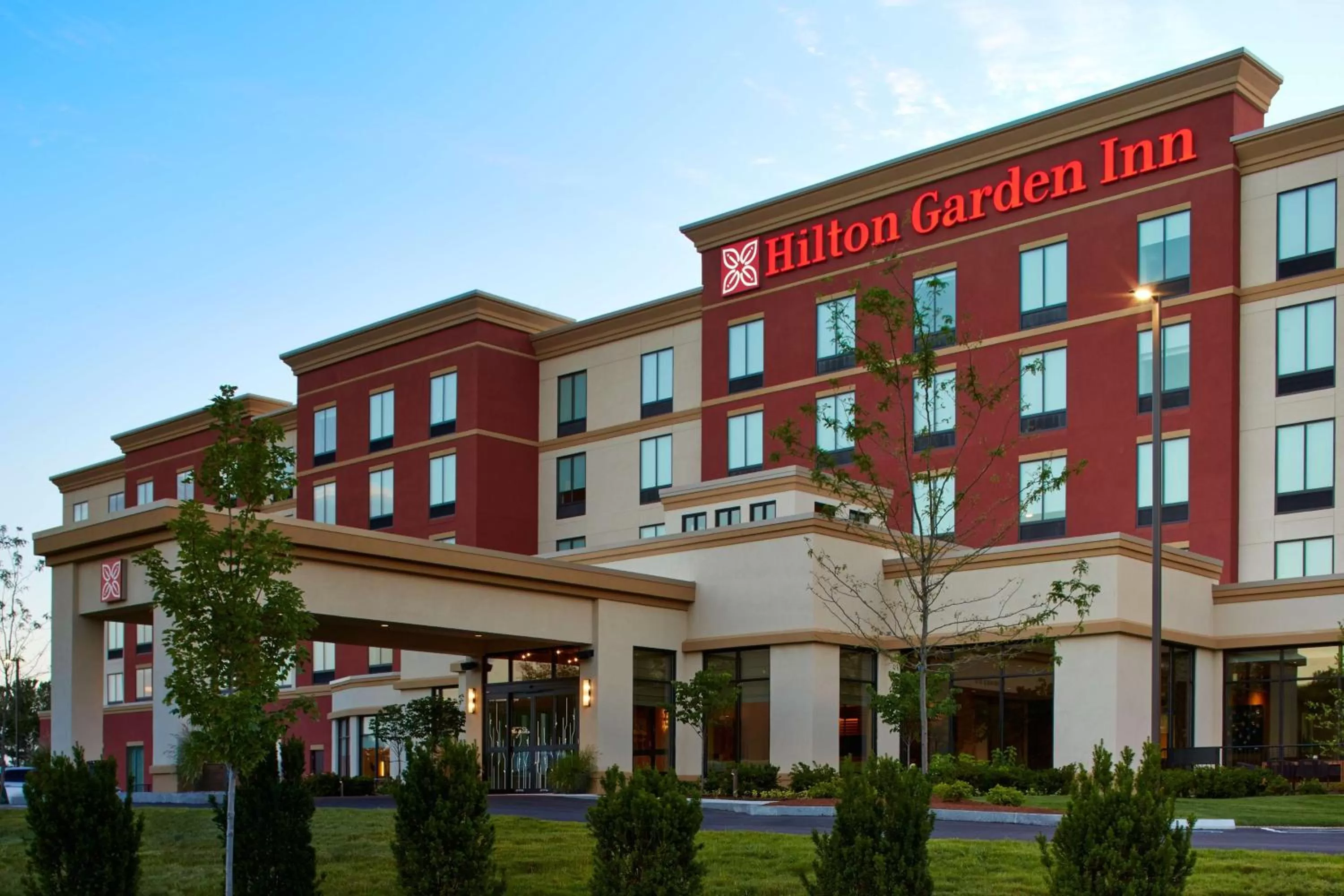 Property building in Hilton Garden Inn Boston/Marlborough