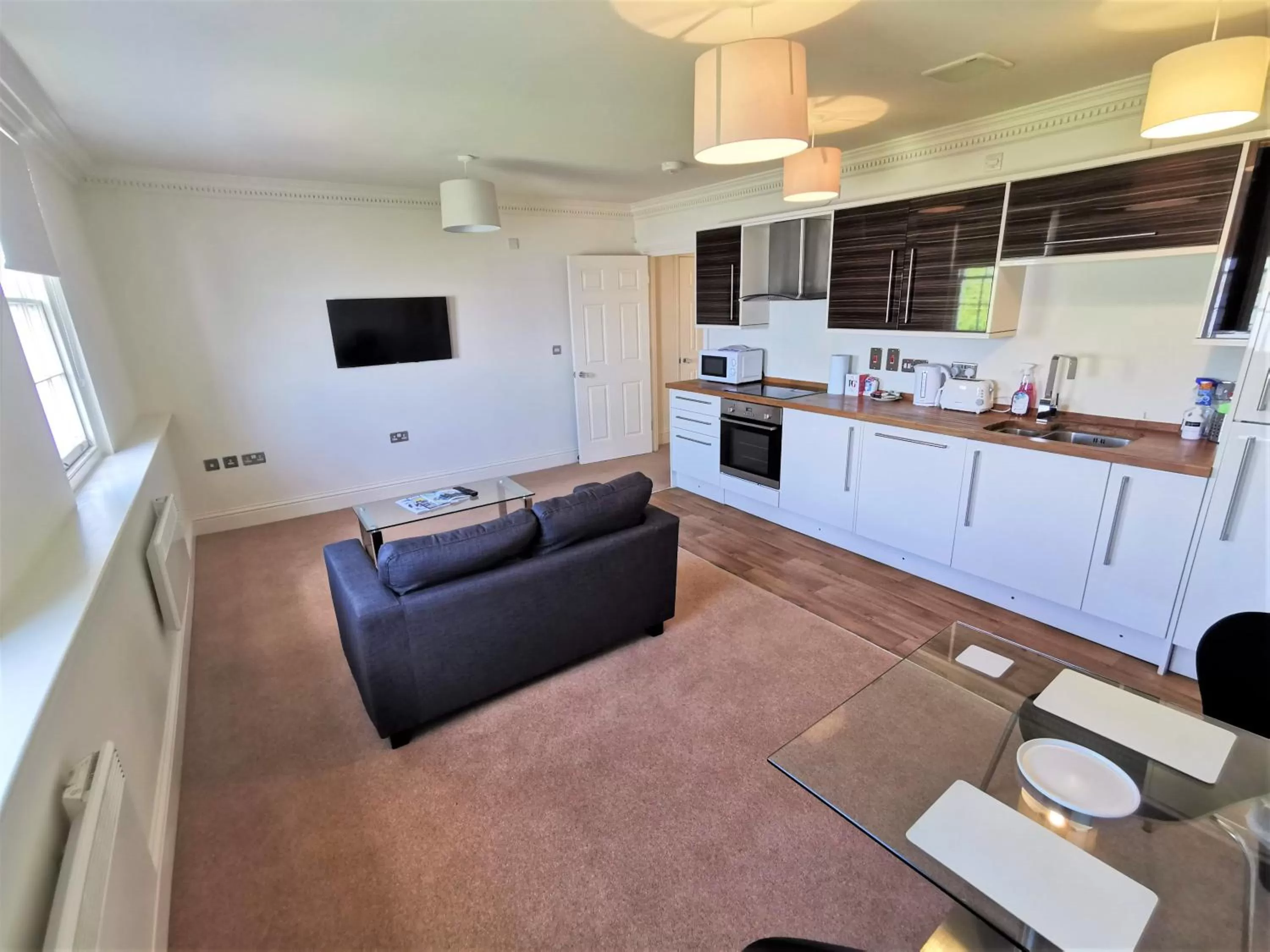 Kitchen or kitchenette in The Clarendon Royal Community