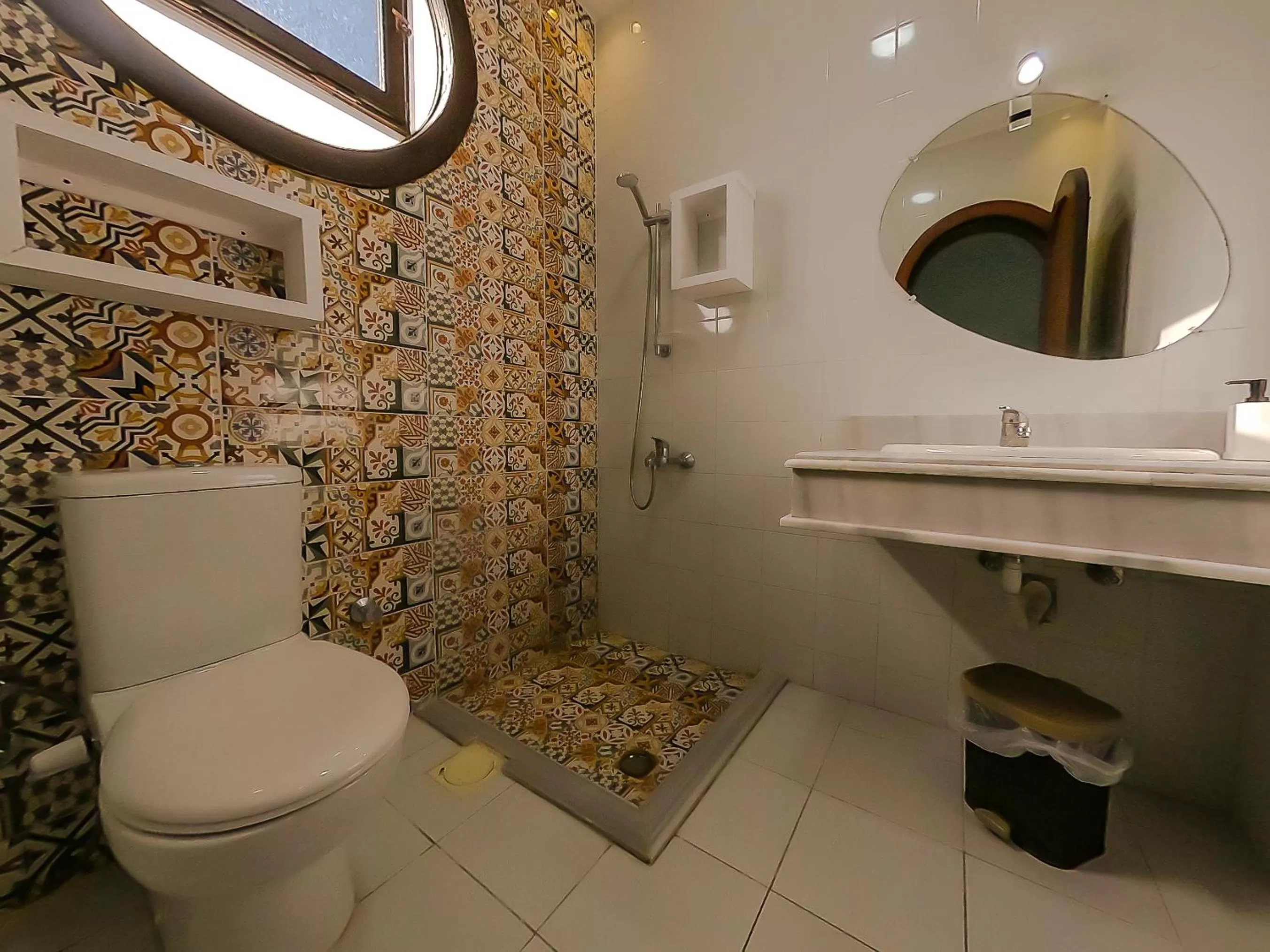 Seaview Panorama Boatel