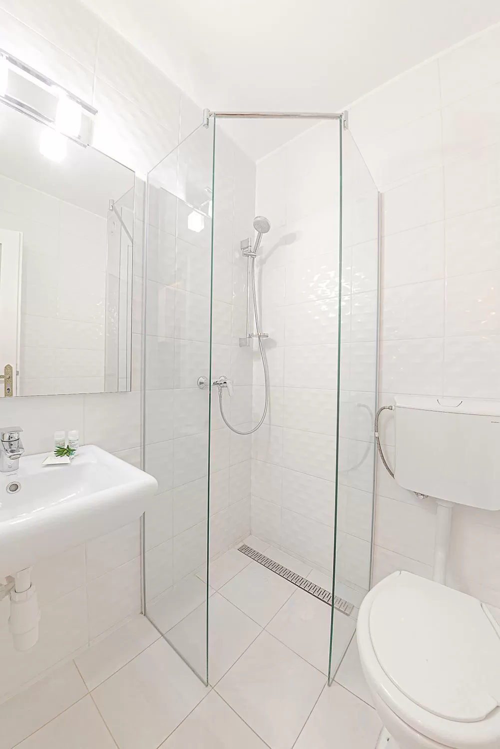 Bathroom in Casablanca Panzió