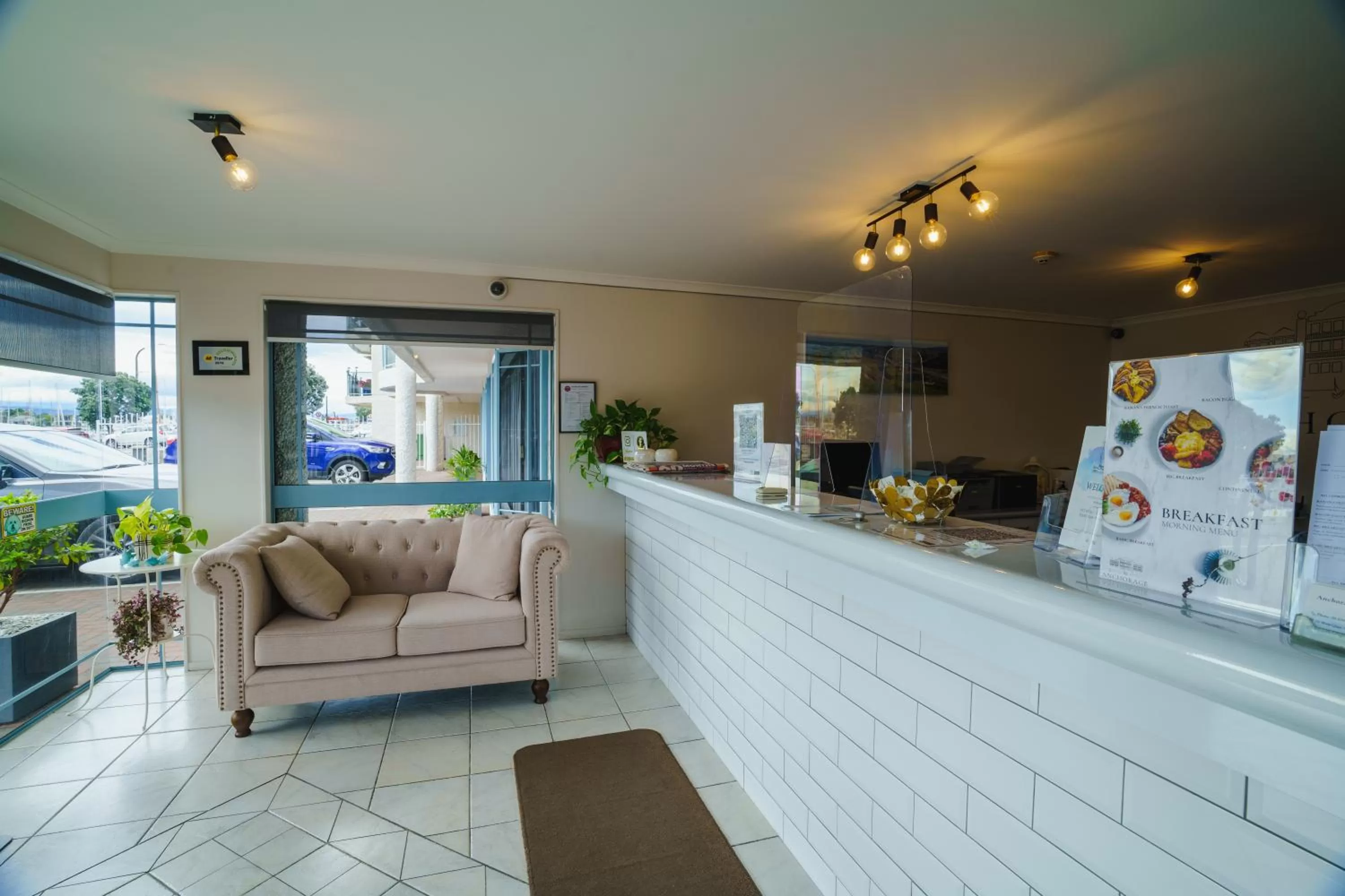 Property building in Anchorage Motor Lodge