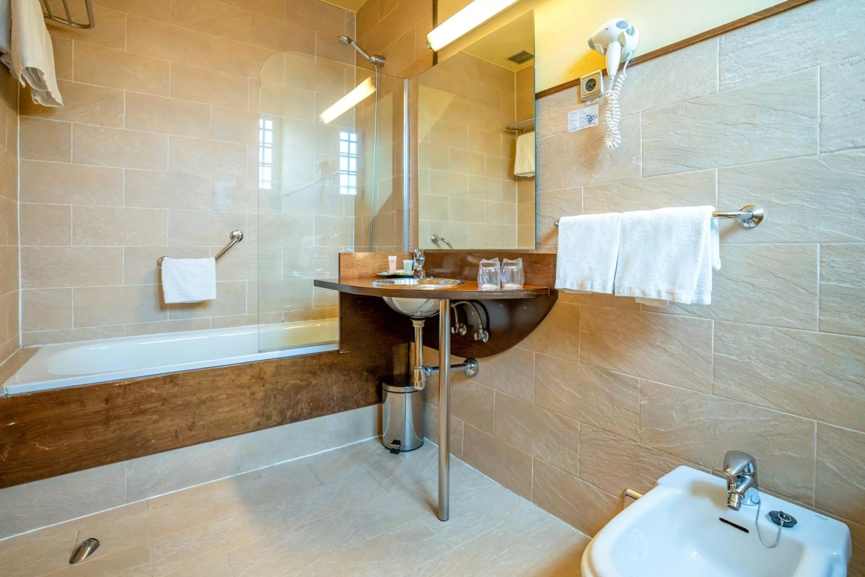 Toilet in Victoria 4 Puerta del Sol