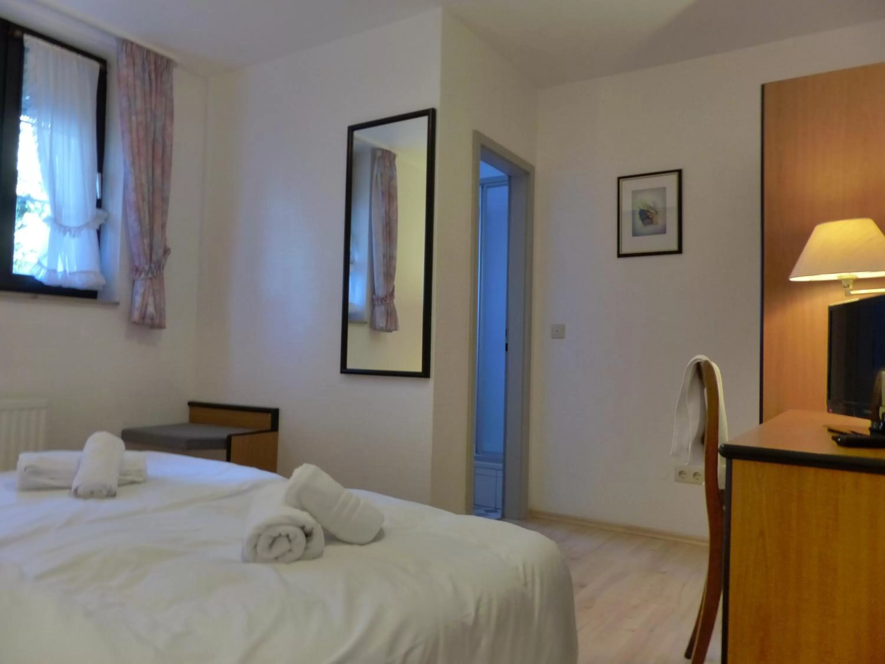 Bed in Hotel zur Post Dabringhausen