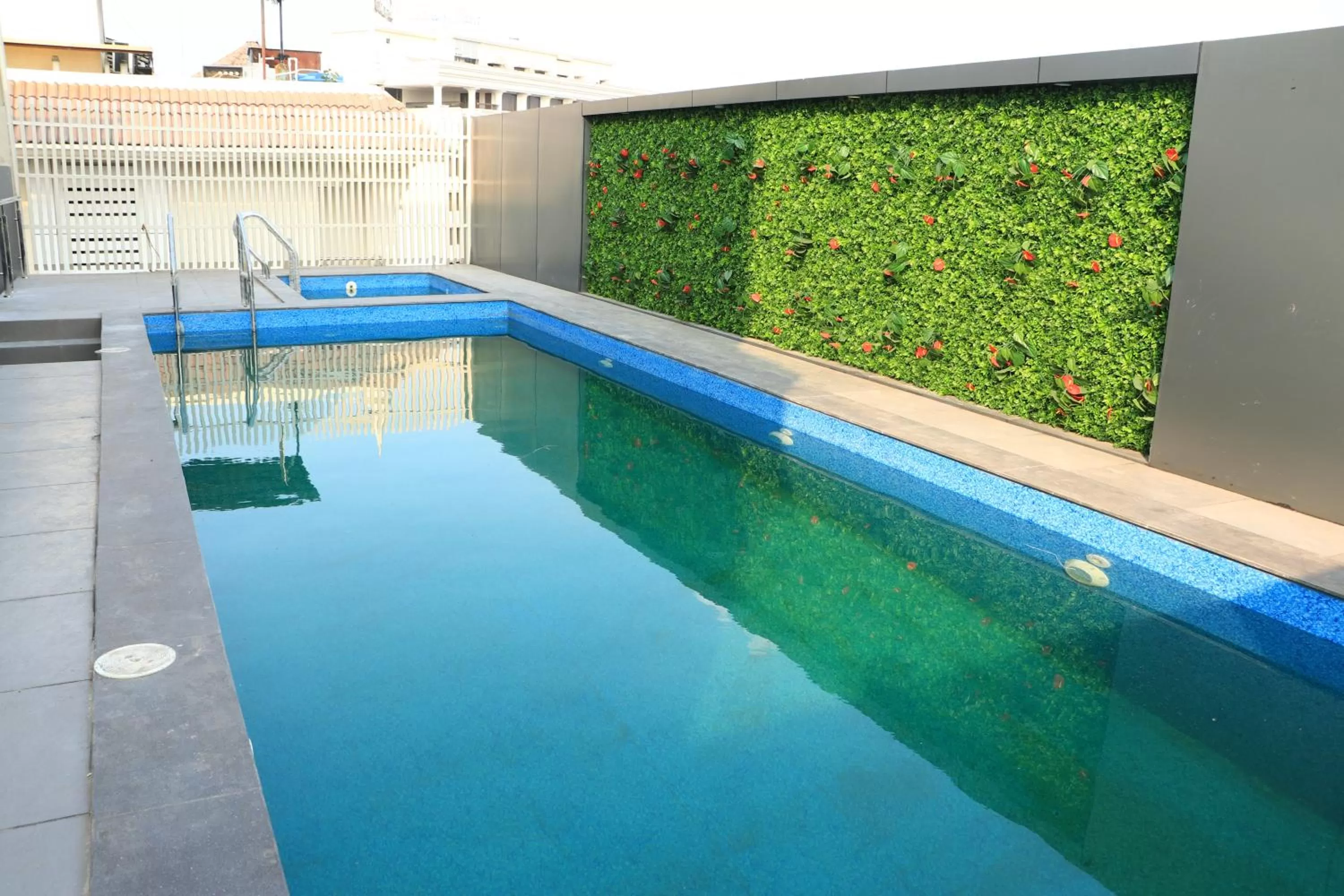 Swimming pool in Hotel Rudra Royals