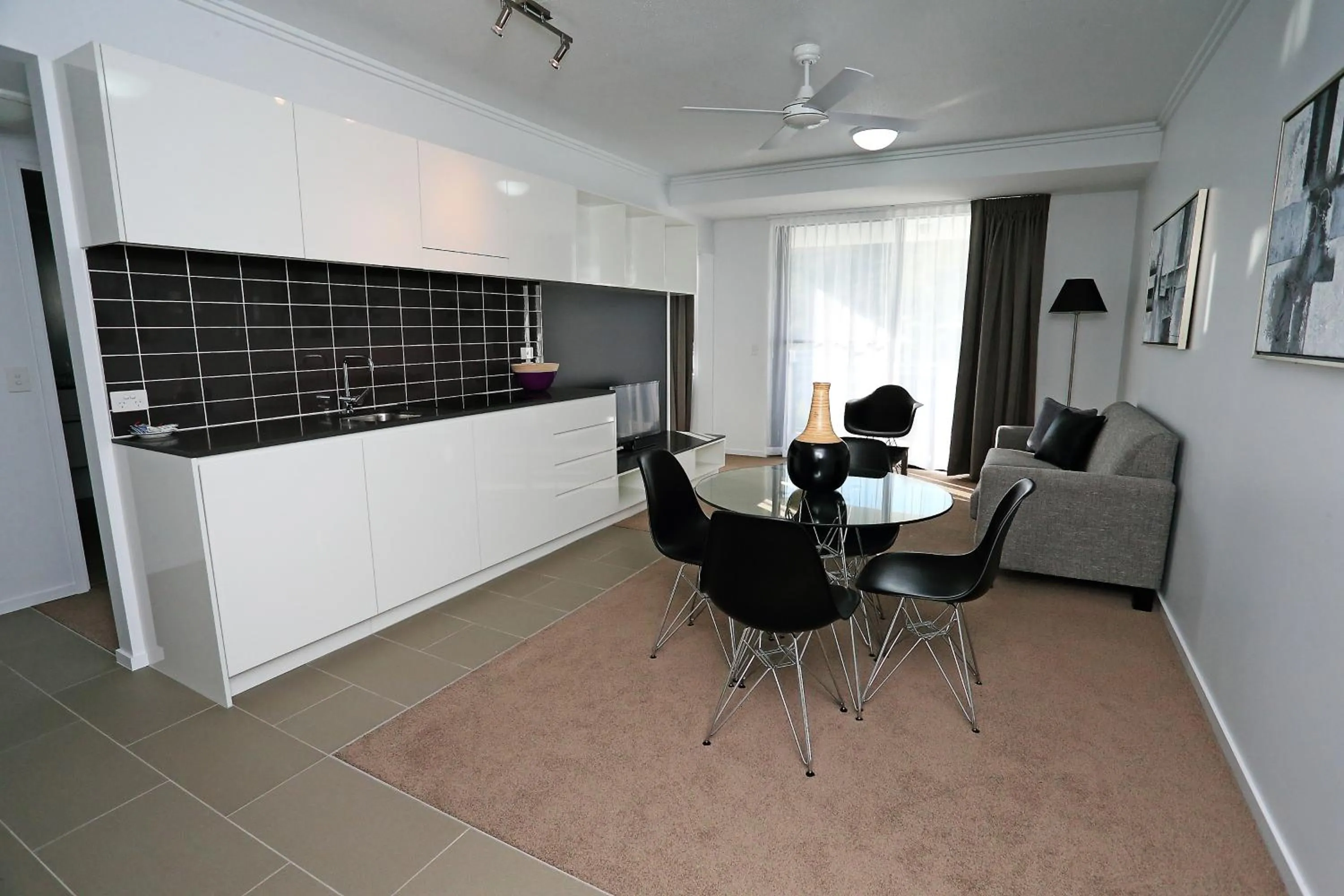 Kitchen or kitchenette in Q Resorts Paddington
