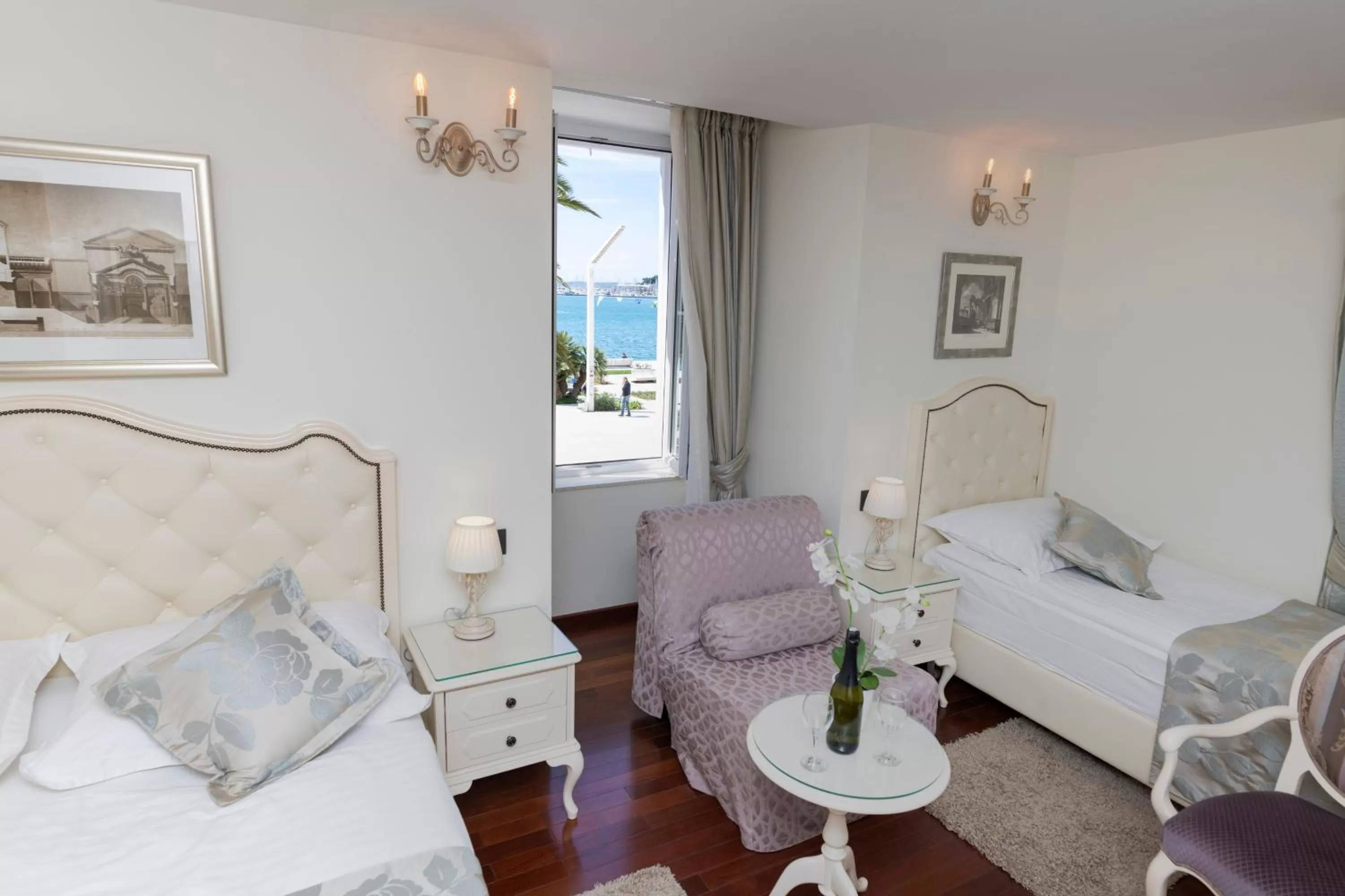 Bedroom, Bed in Deluxe Collection Hotel Kastel - Depadanse