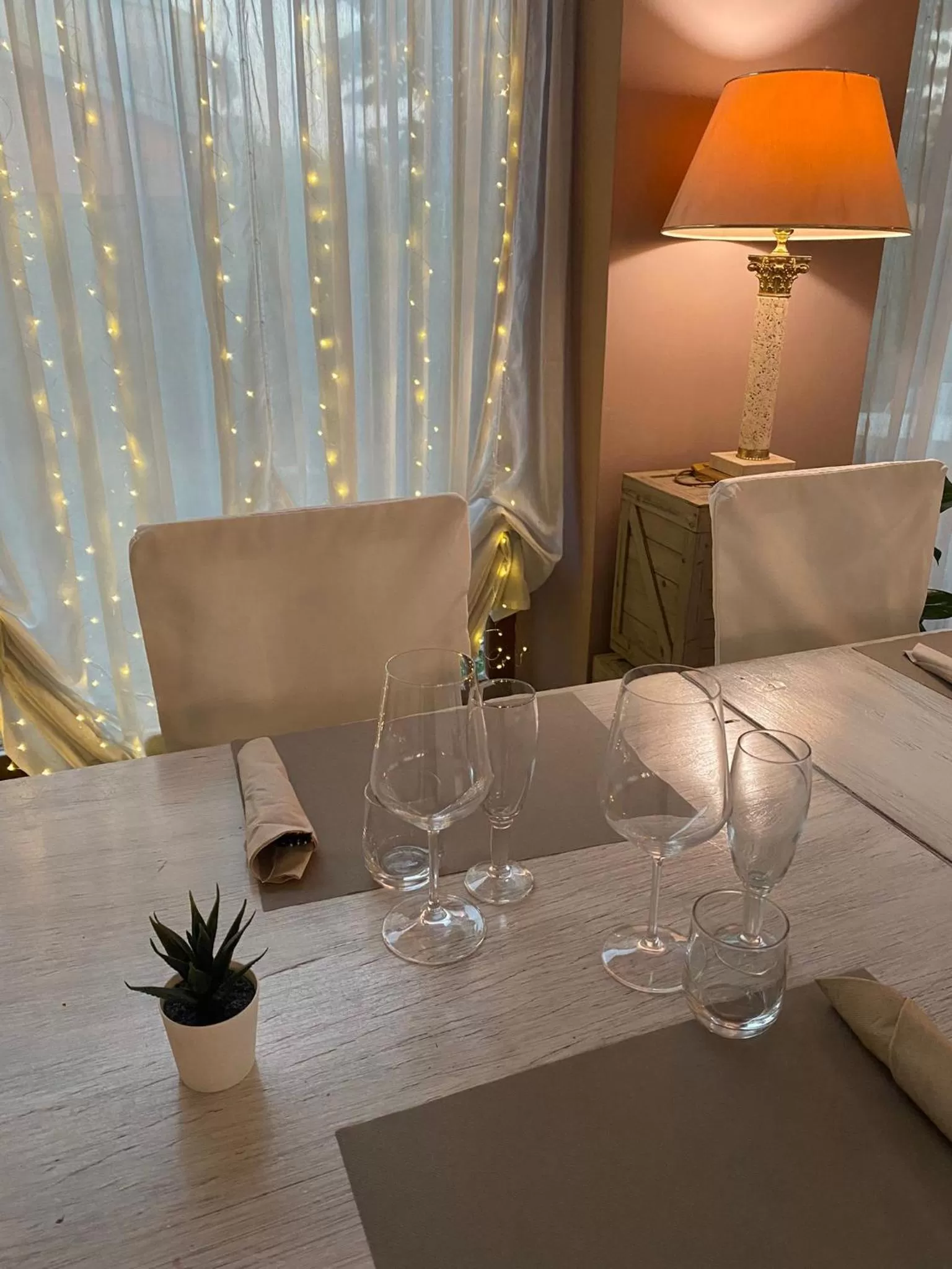 Restaurant/places to eat in Park Hotel Imperatore Adriano