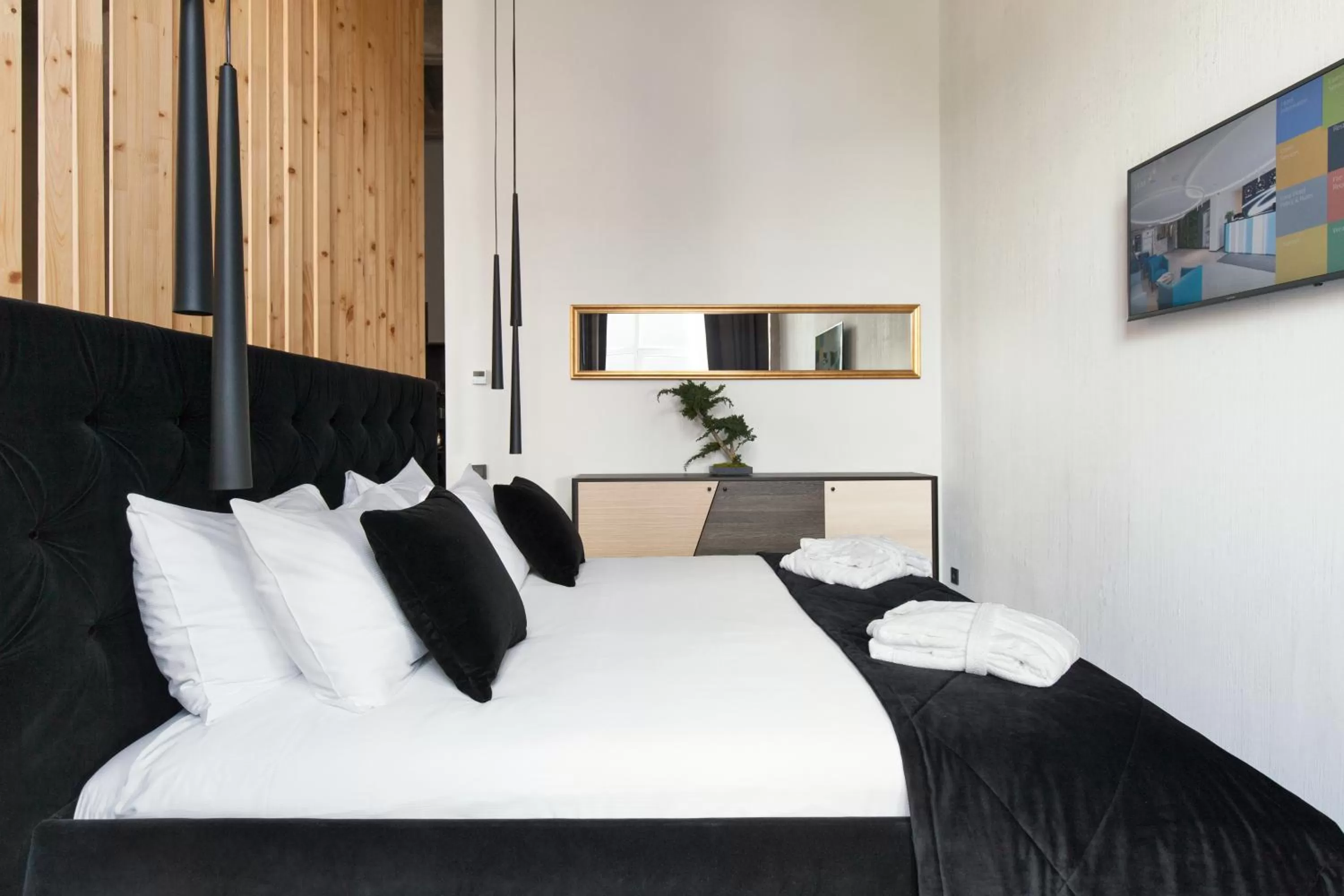 Photo of the whole room, Bed in Loop Hotel Vilnius