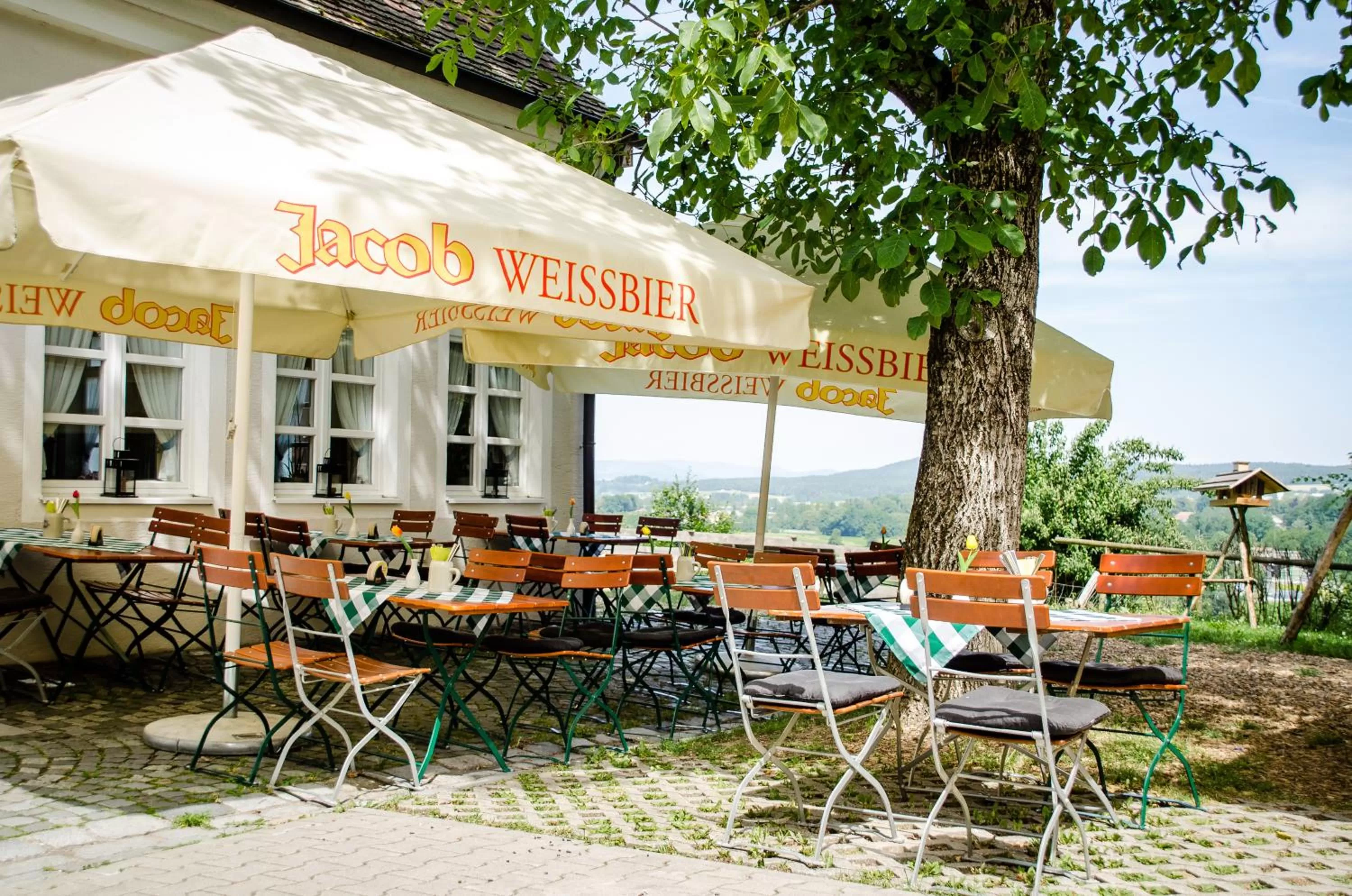 Restaurant/places to eat in Wallfahrts-Gaststätte Heilbrünnl