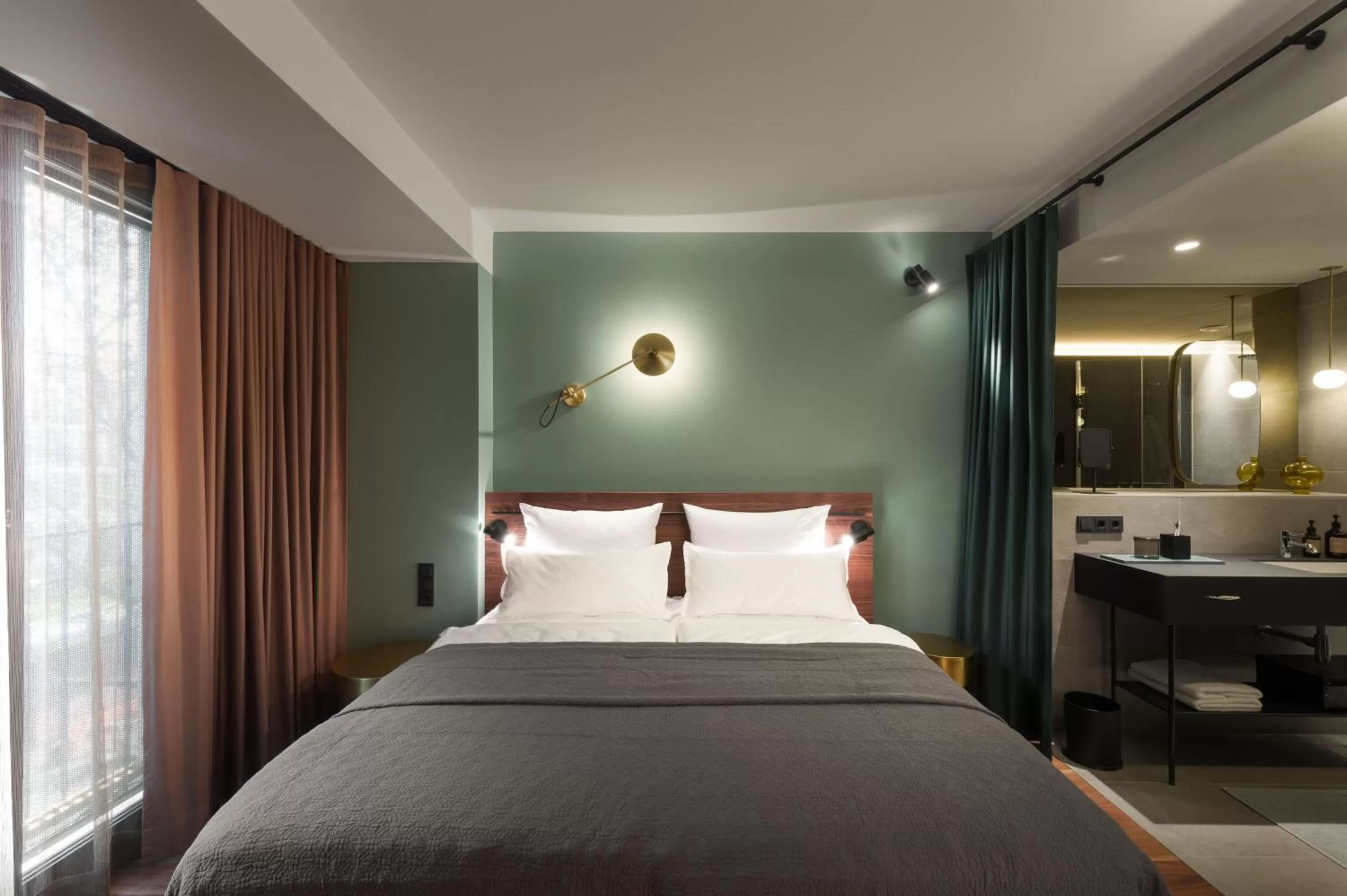 Bed in EmiLu Design Hotel