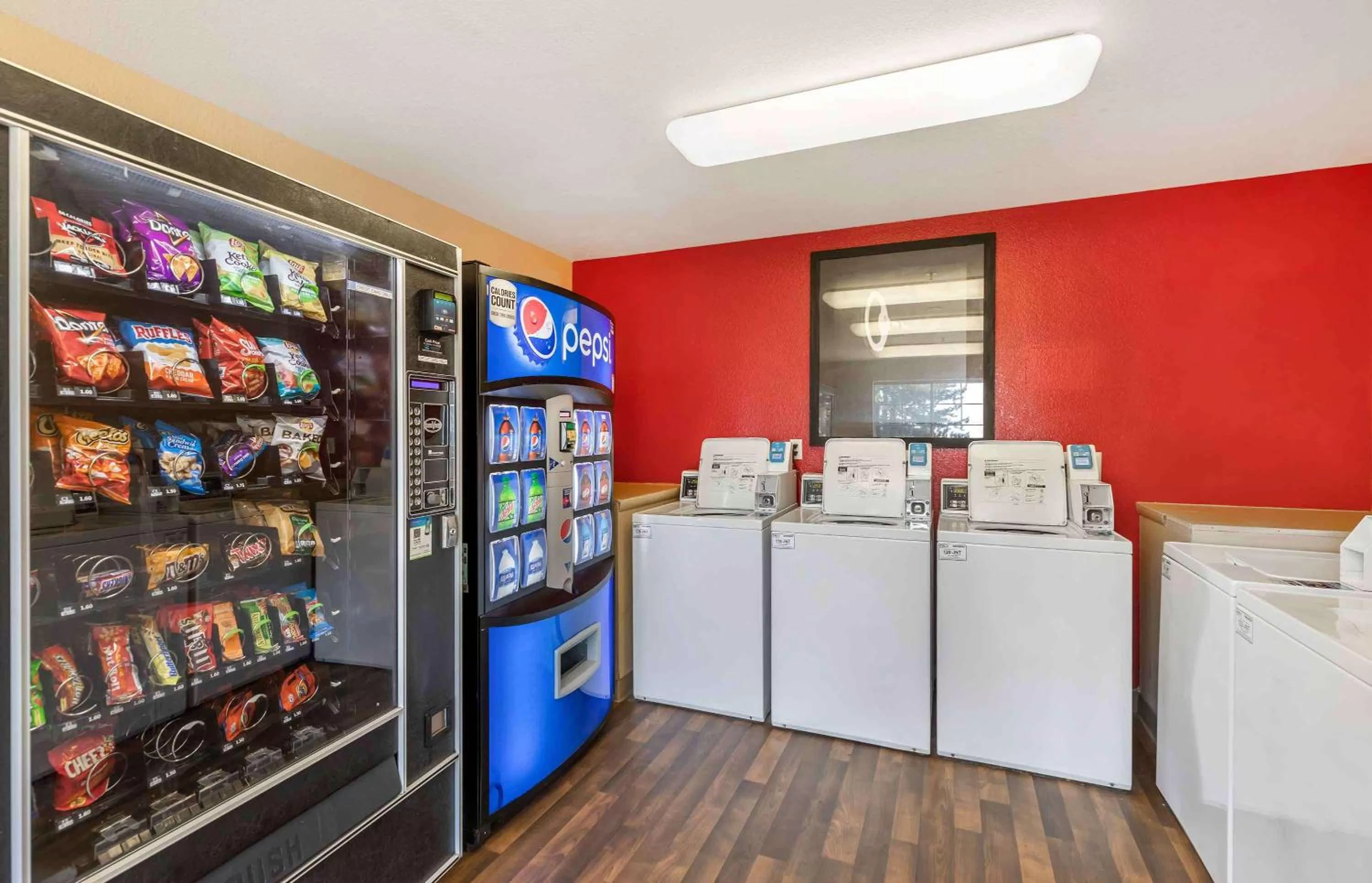 Property building in Extended Stay America Suites - Denver - Tech Center South - Inverness