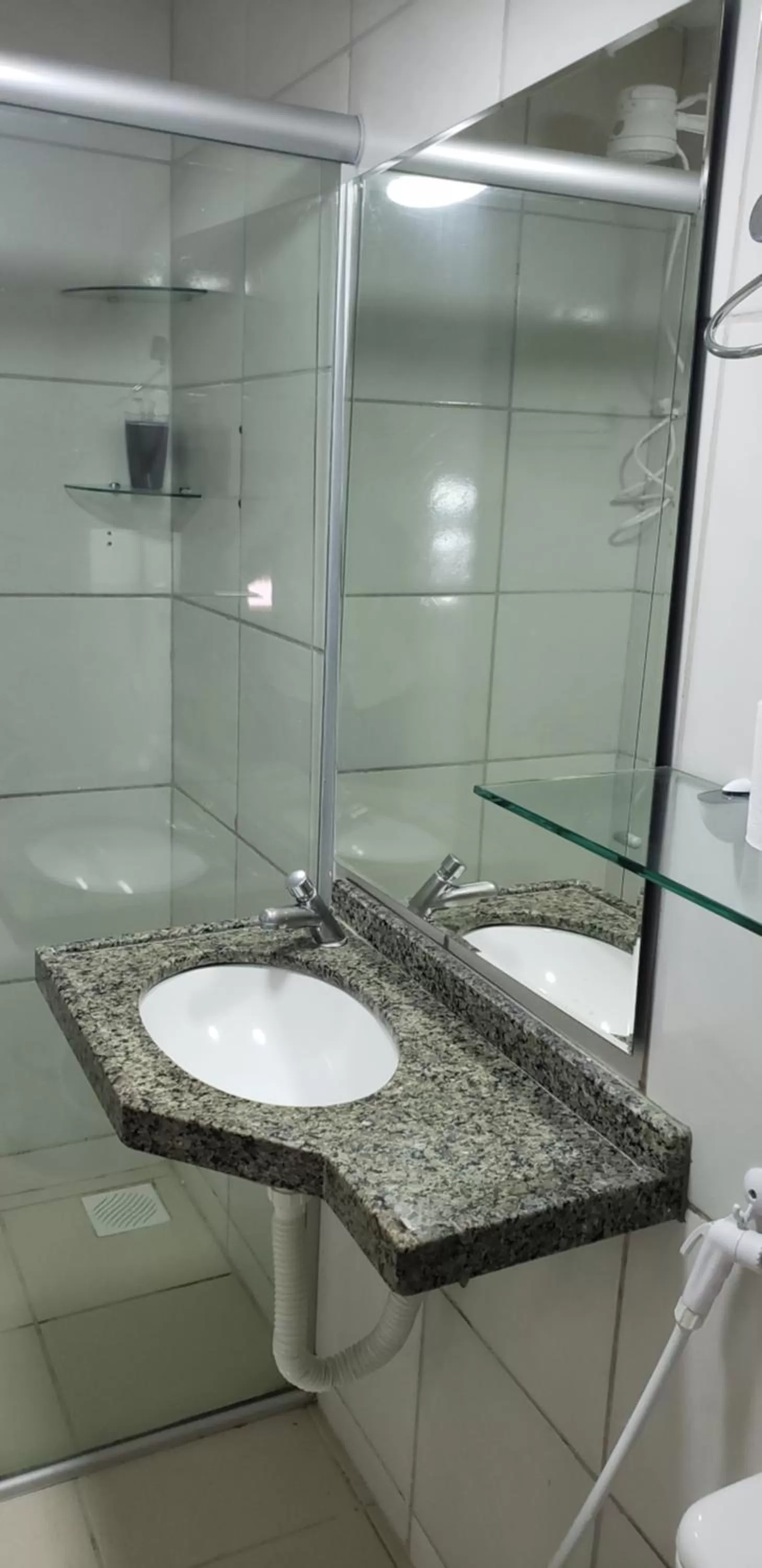 Bathroom in LIVE IN FORTALEZA HOTEL
