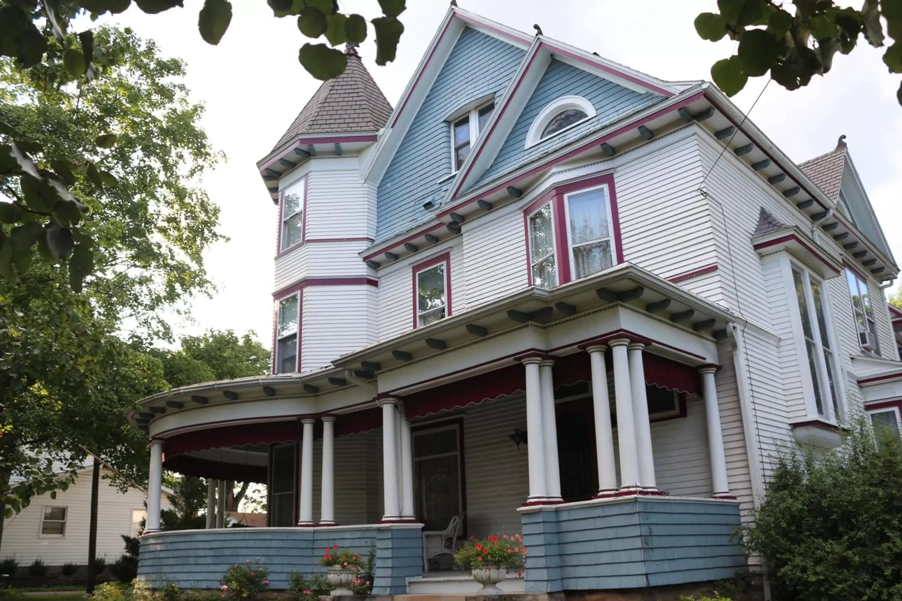Property Building in Rose Heart Inn Property Building in Rose Heart Inn