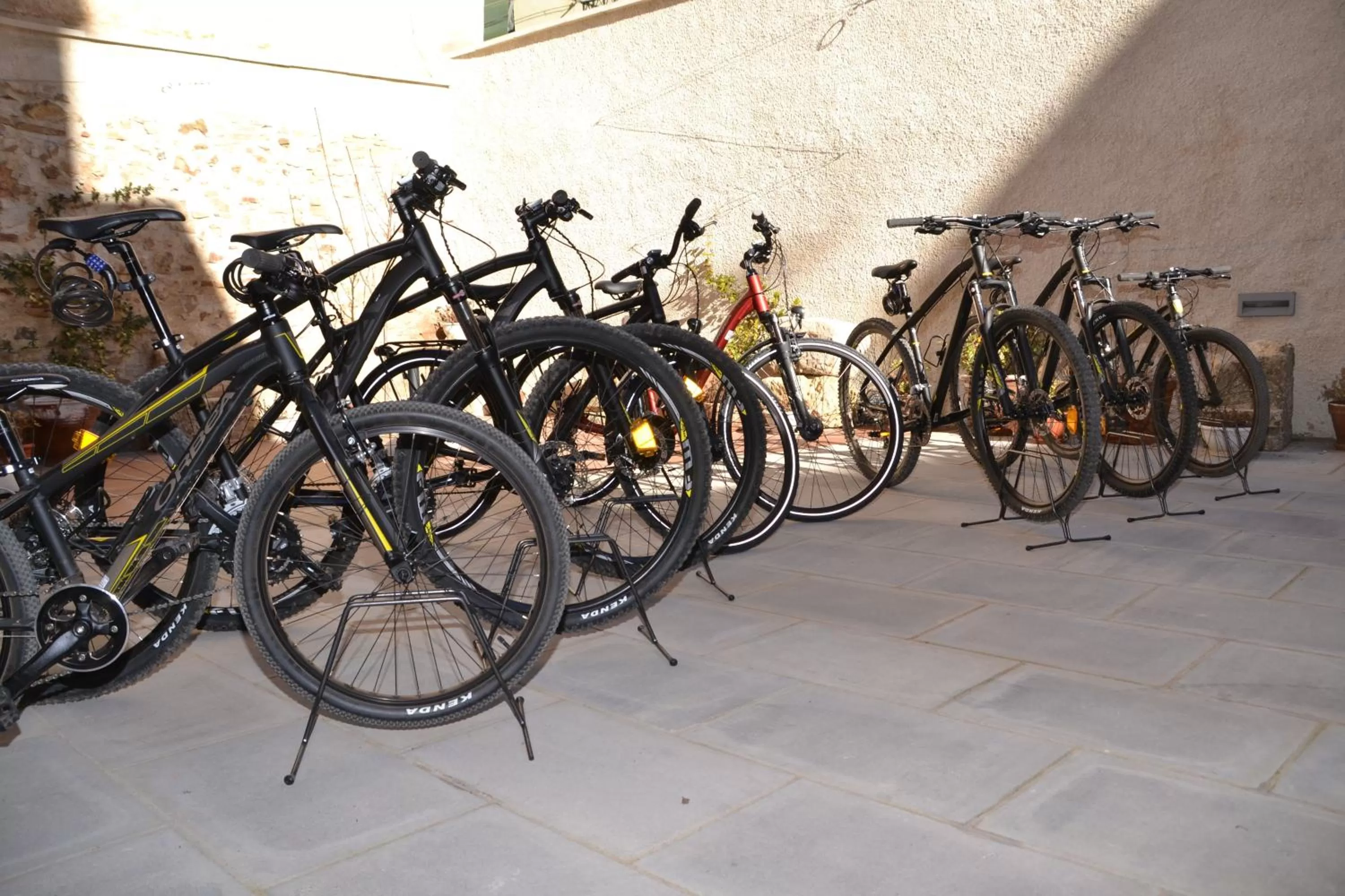 Cycling in La Casa de las Aldeas