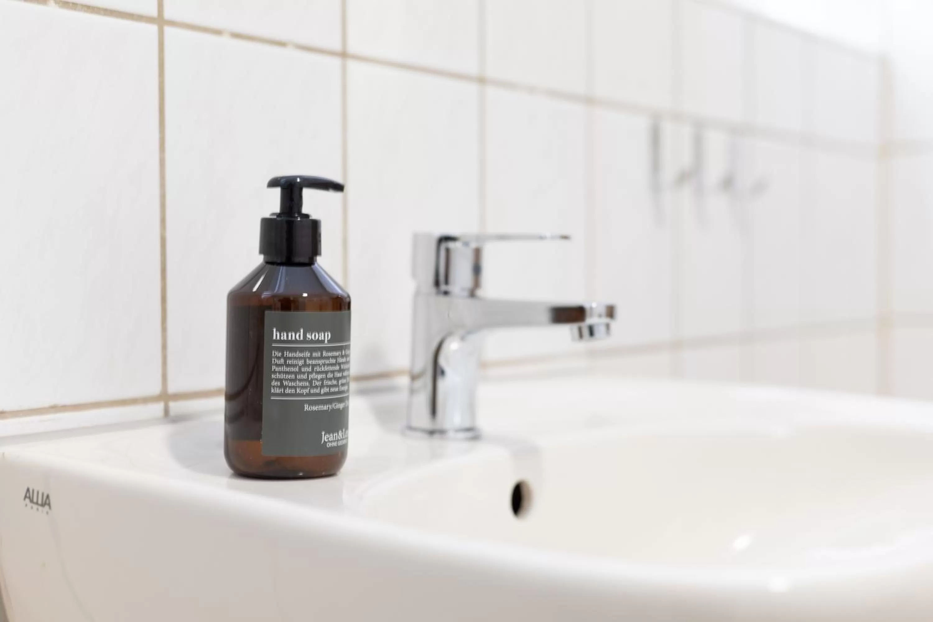 Bathroom in Apartments an der Oper - Innenstadt - Zentral - Küche - Wifi - Powered by Ko-Living