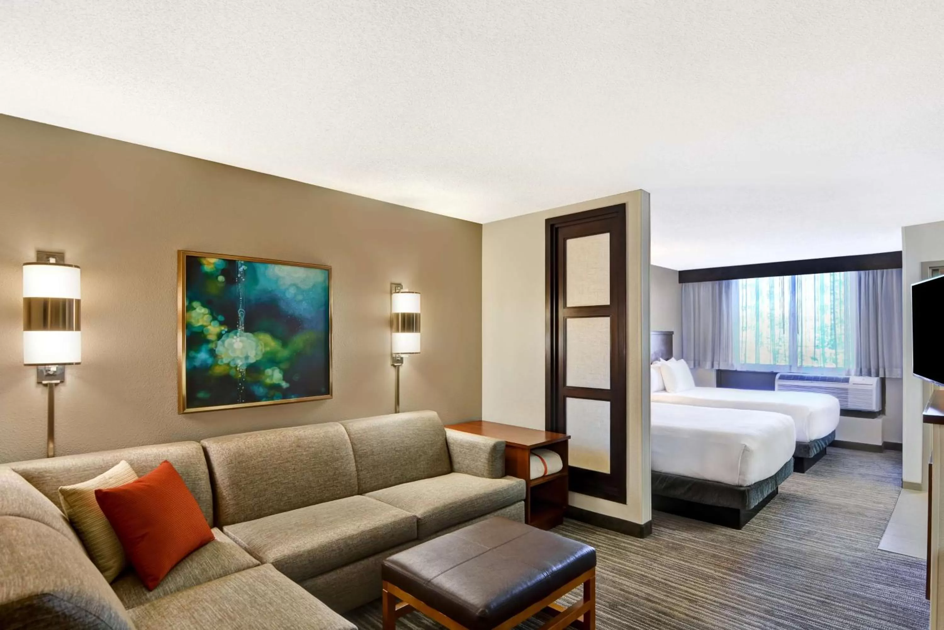 Photo of the whole room, Bed in Hyatt Place Memphis Wolfchase