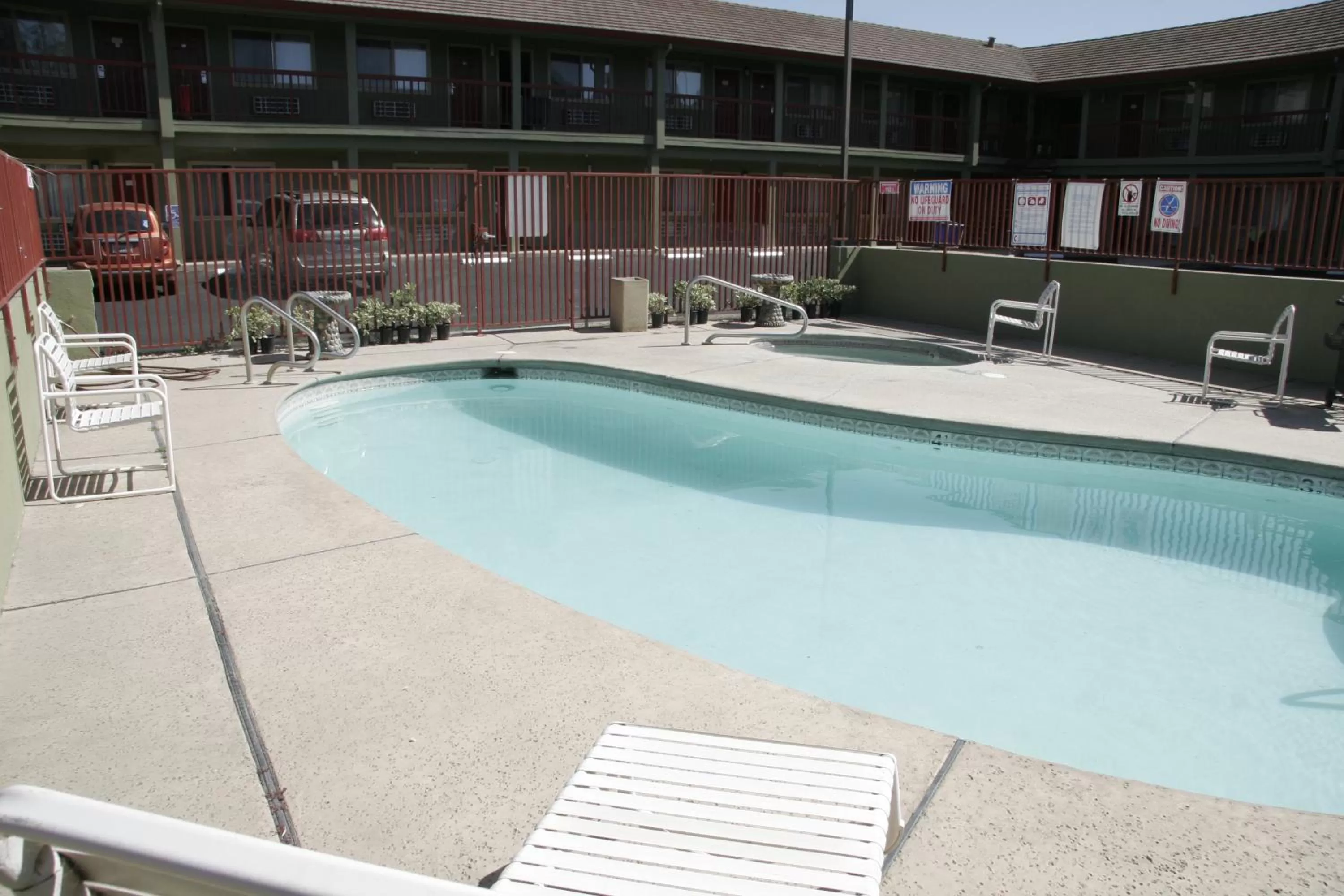 Swimming pool in INN at King City