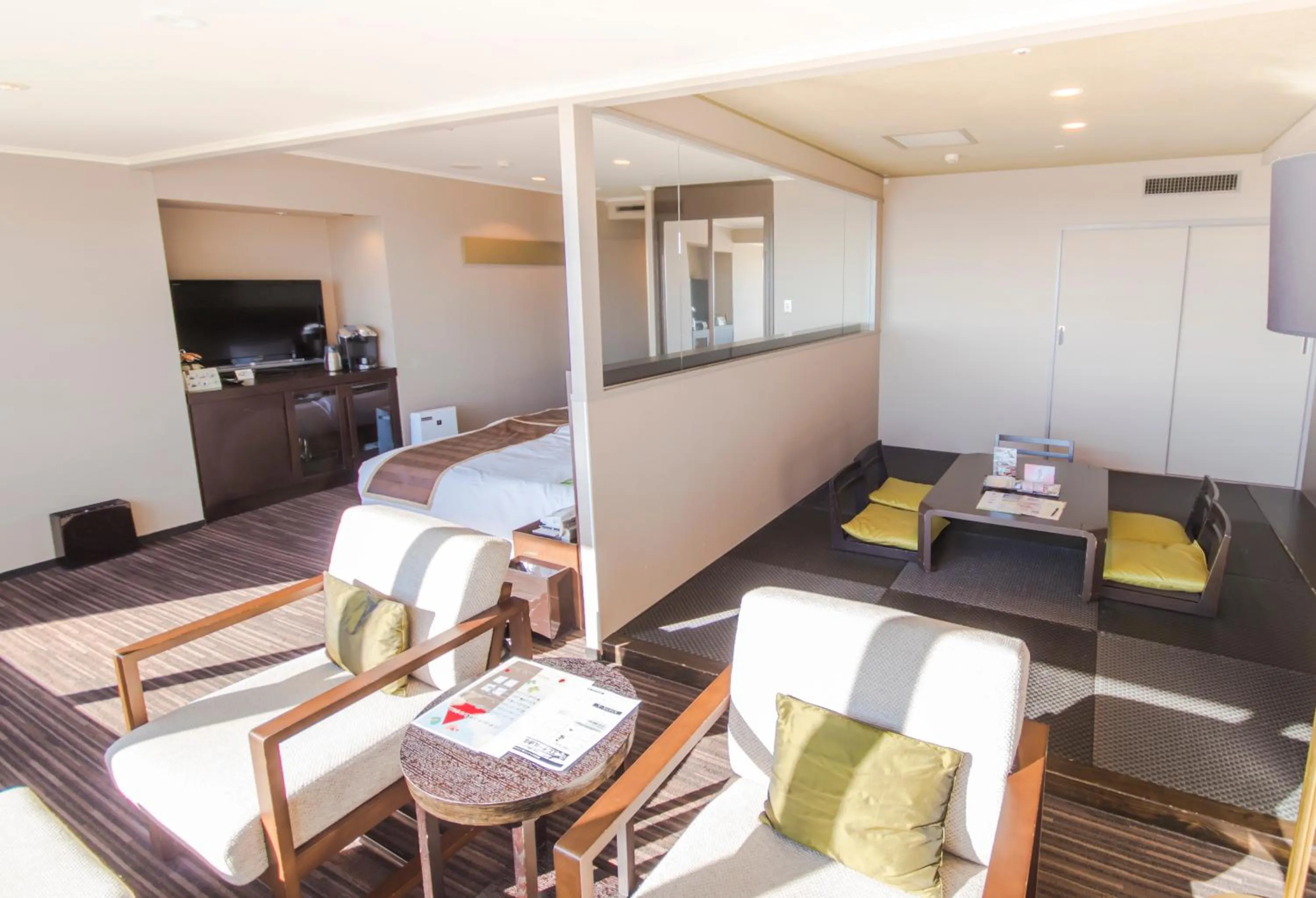 Photo of the whole room, Bed in Hotel Epinard Nasu