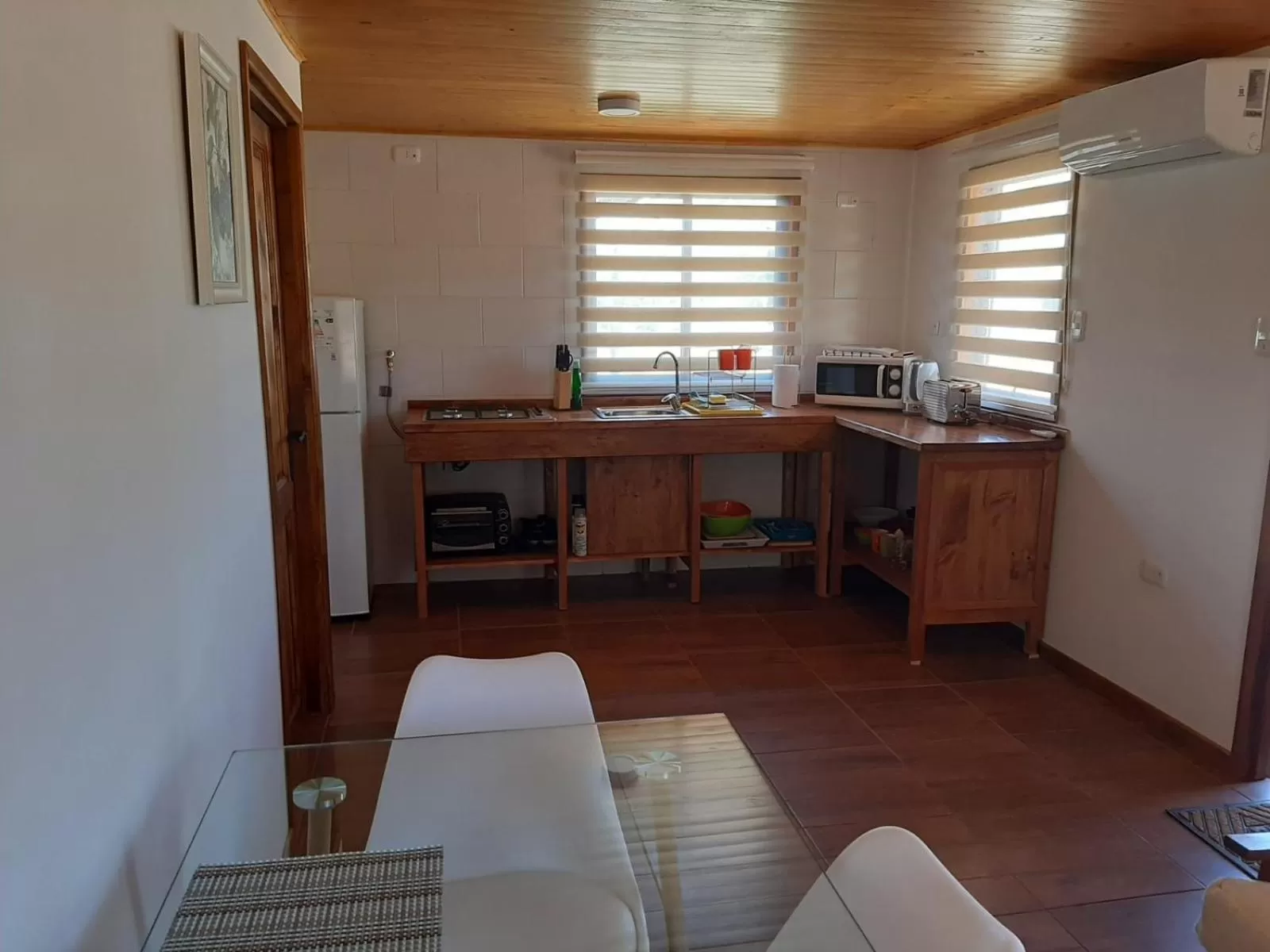 Kitchen/Kitchenette in Calfu Lodge