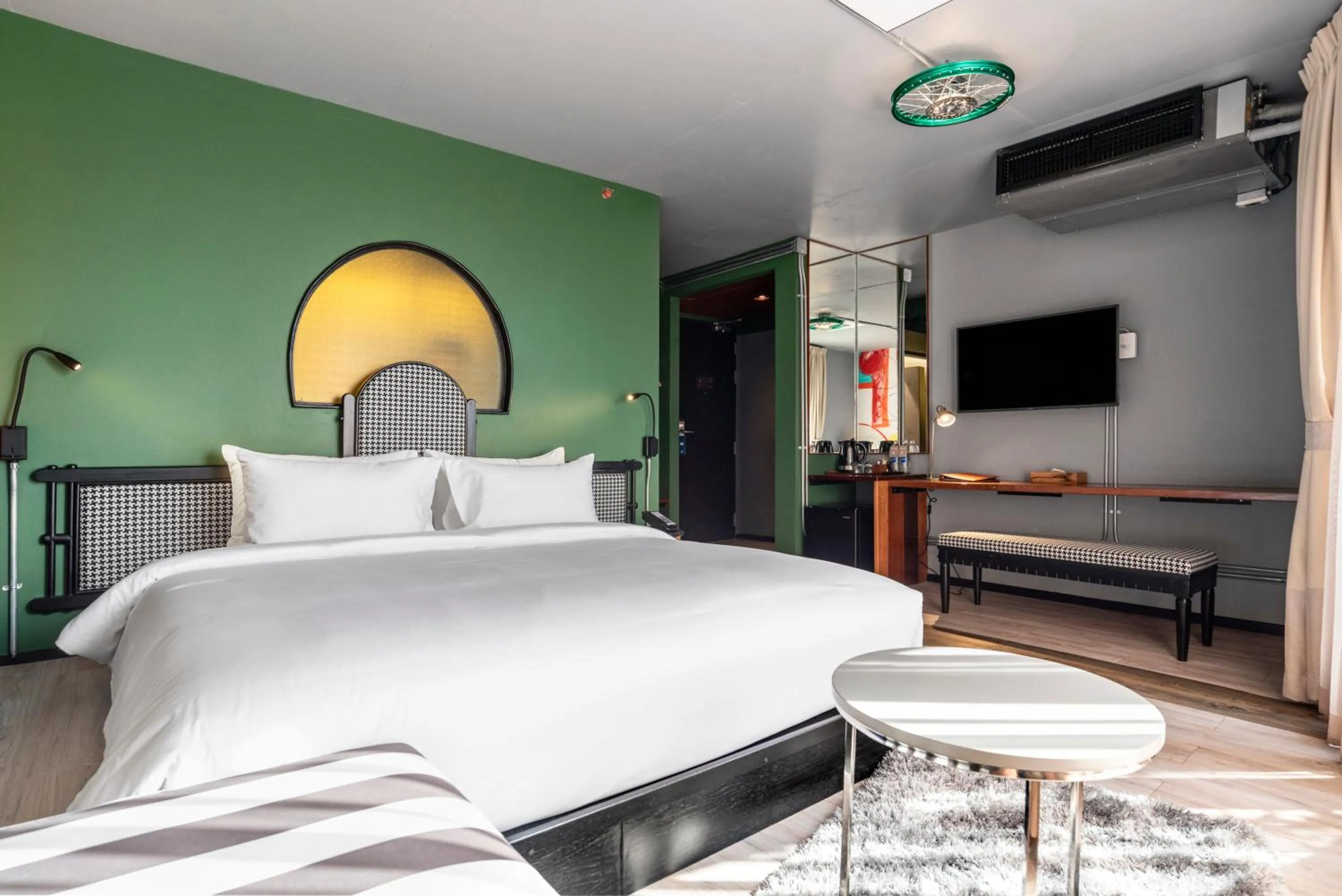 Bed in MeStyle Museum Hotel