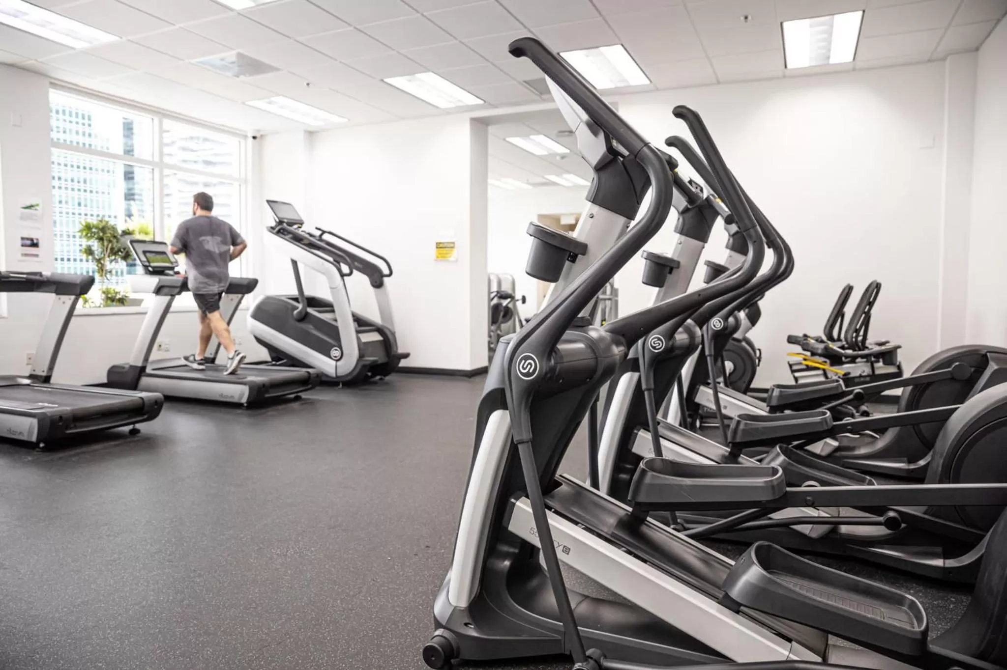 Fitness centre/facilities in Modern and Luxurious Brickell Studio