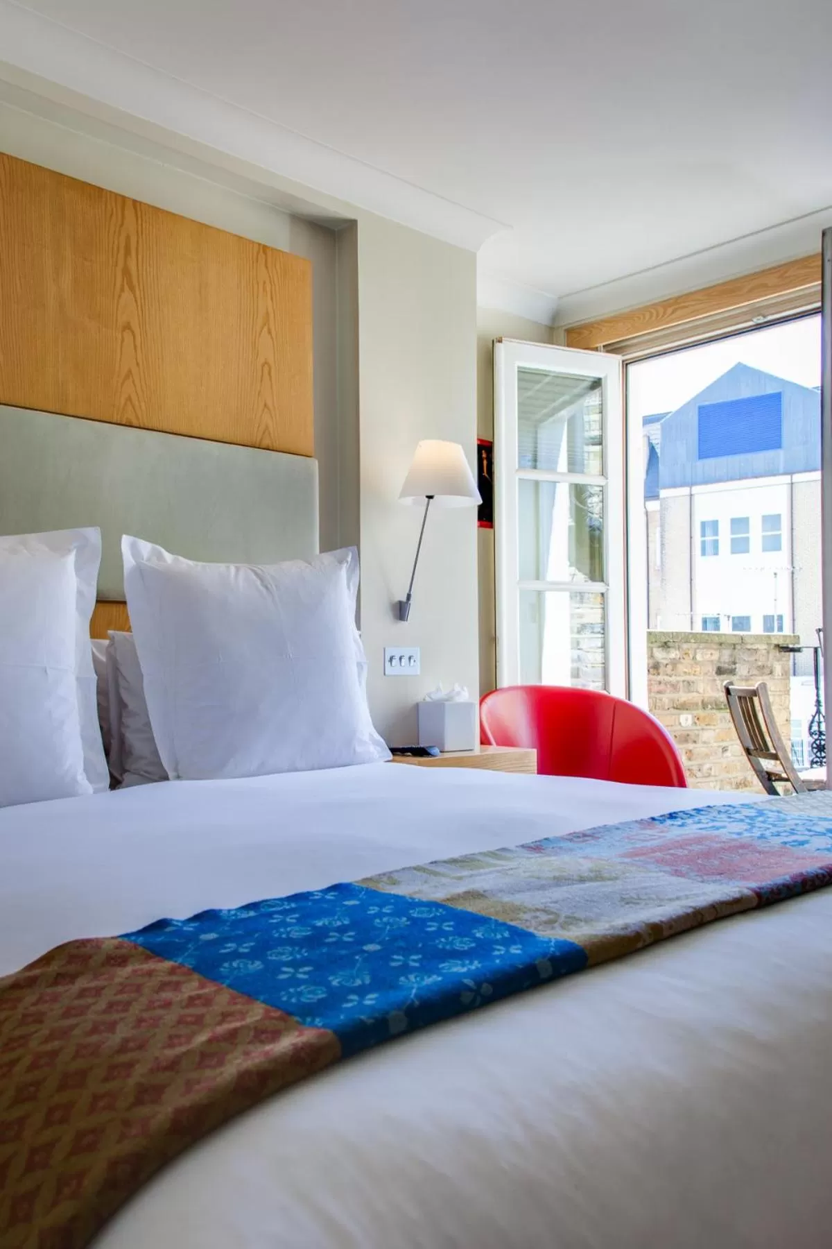 Bedroom, Bed in Sydney House Chelsea