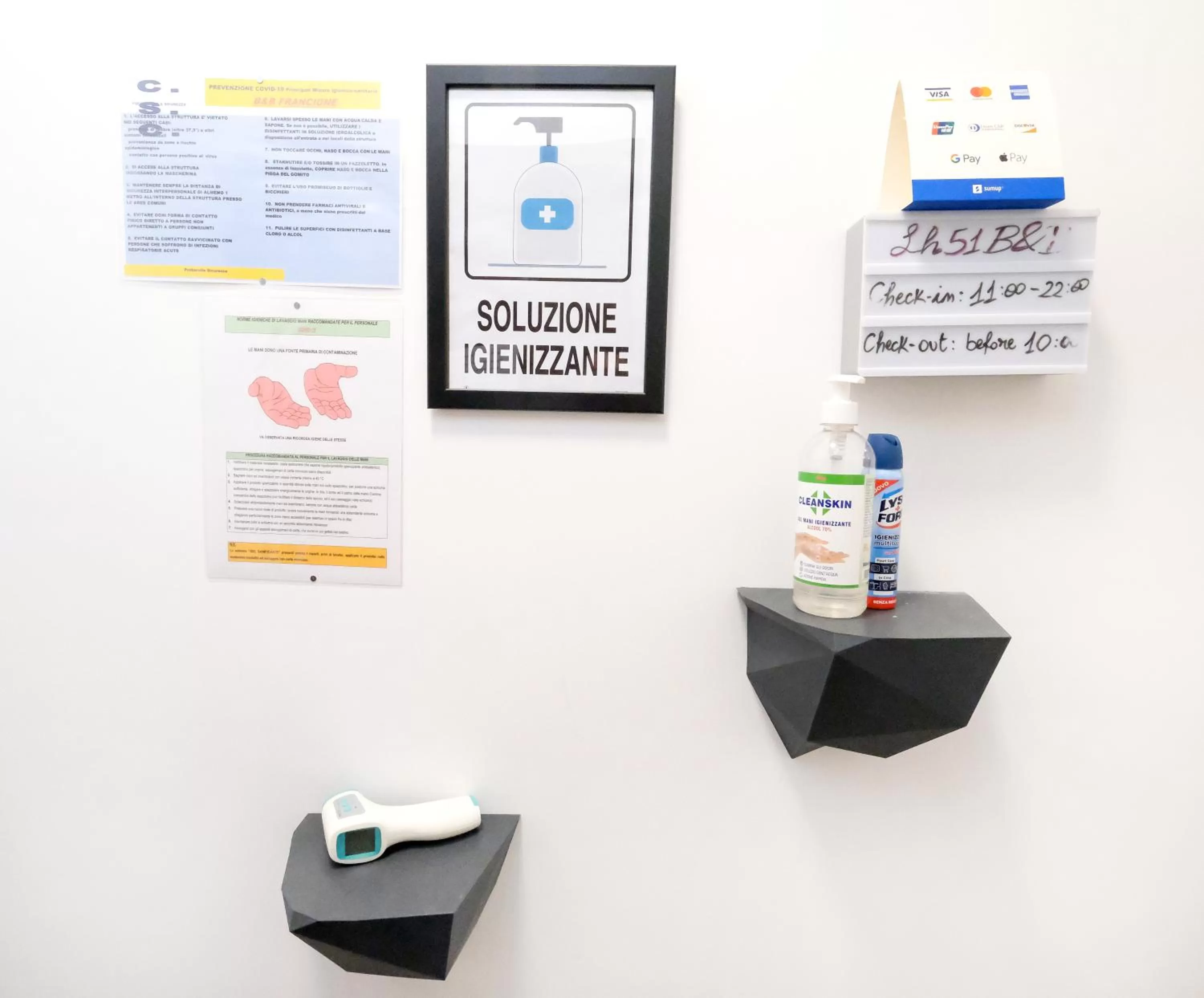 Lobby or reception in LH51 B&B