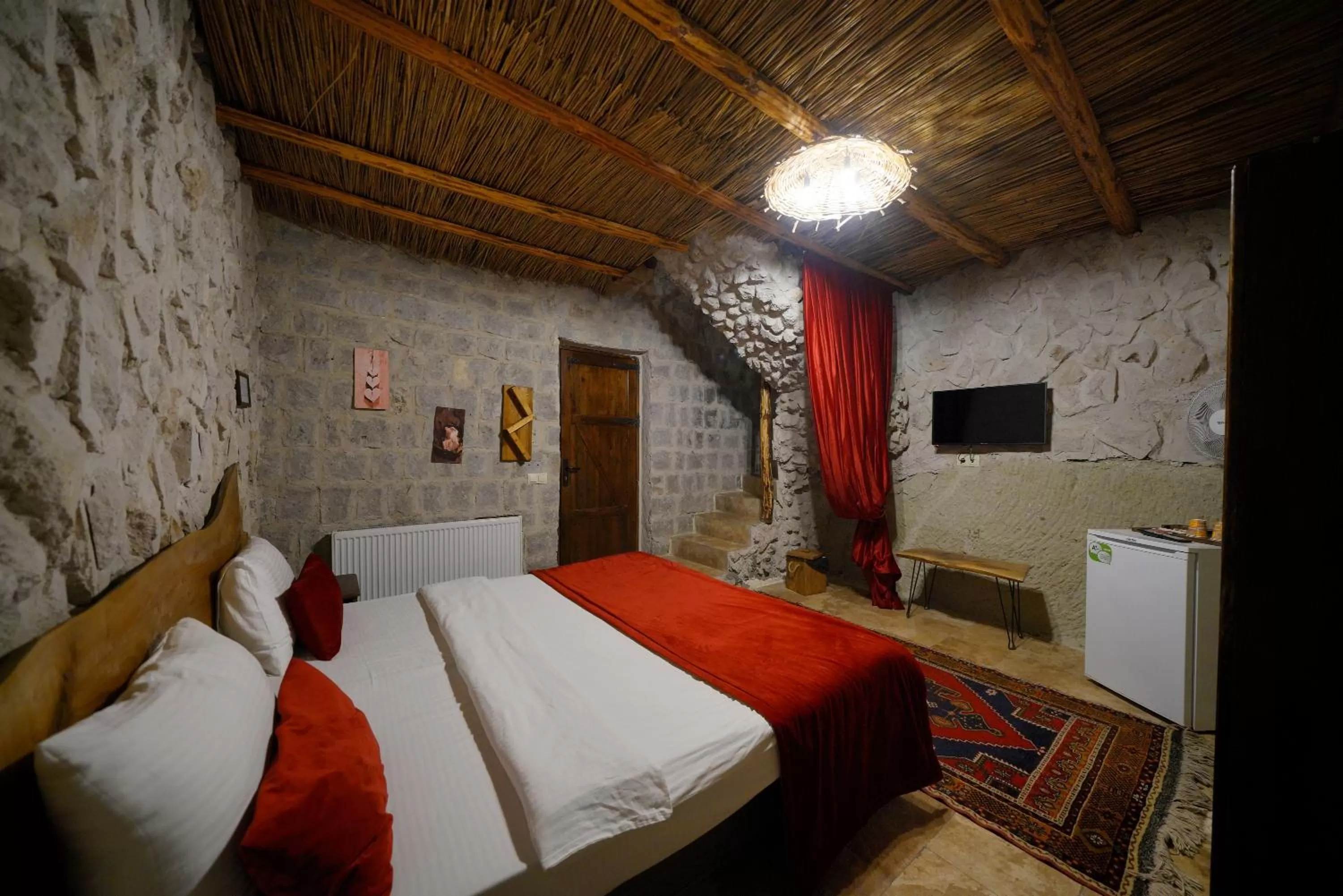 Bedroom, Bed in Cappadocia Nar Cave House & Swimming Pool