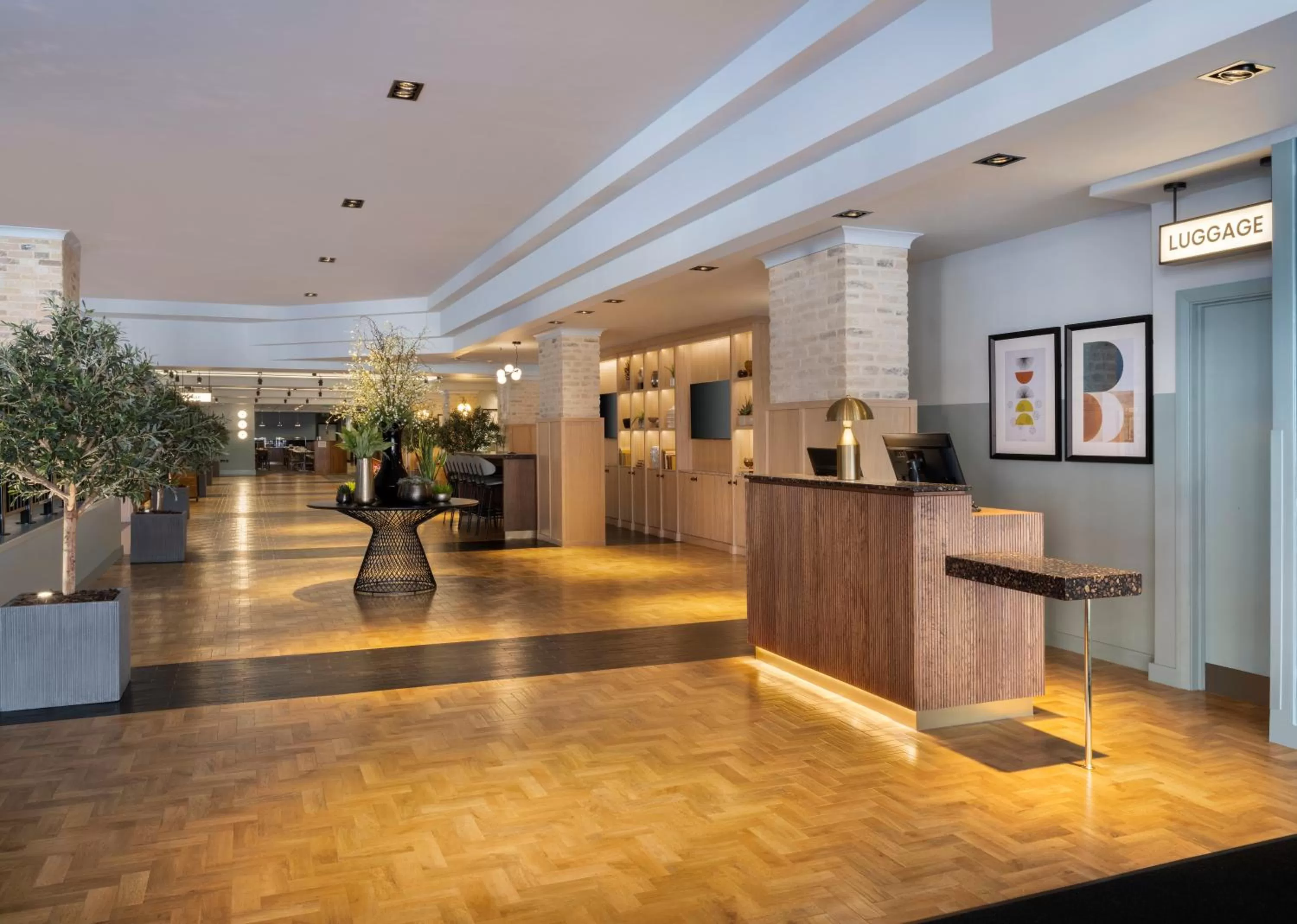 Lobby or reception in Leonardo Royal Hotel Birmingham