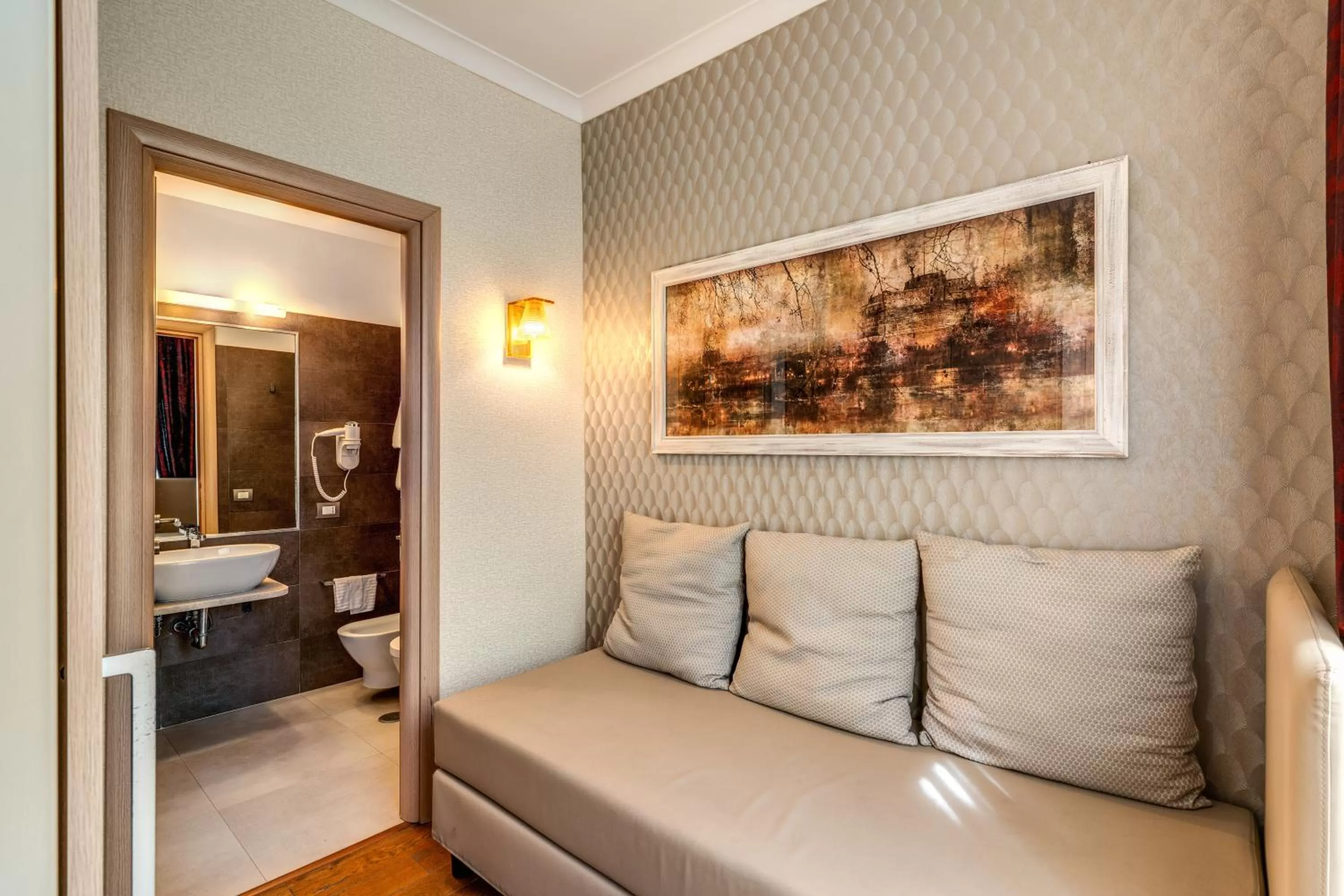 Bed in Roma Boutique Hotel