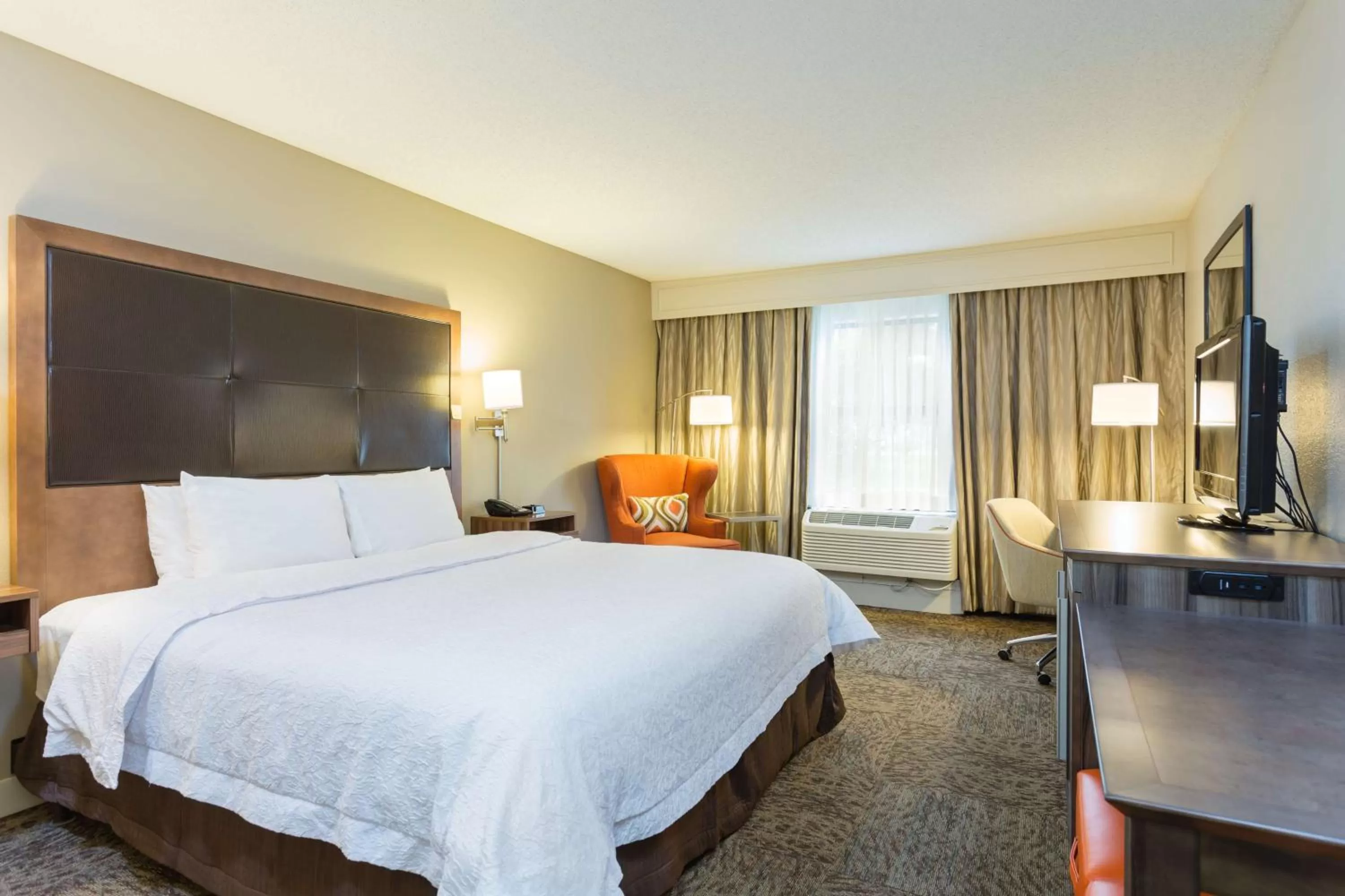 Bed in Hampton Inn Havelock