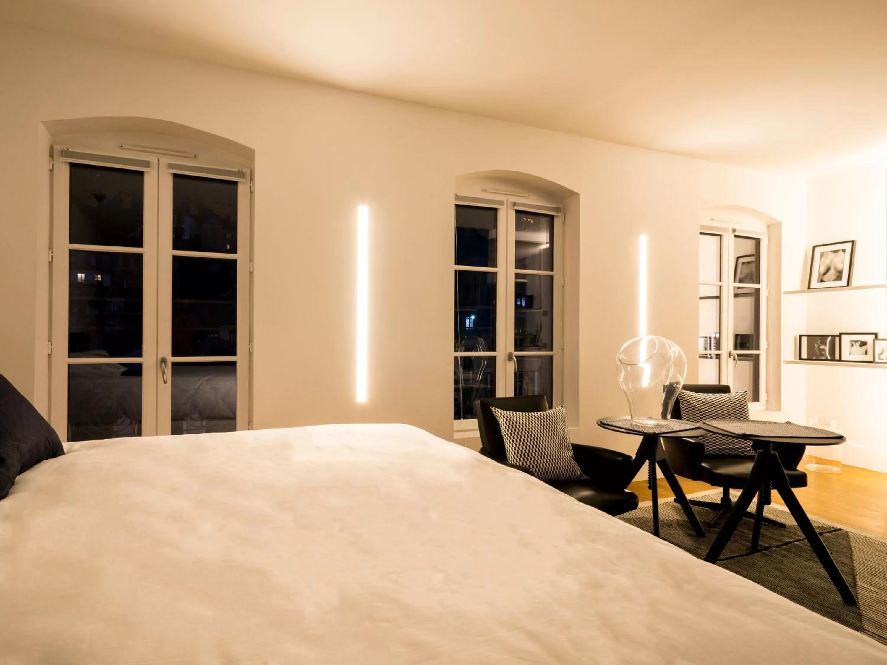 Bed in MiHotel Vieux Lyon