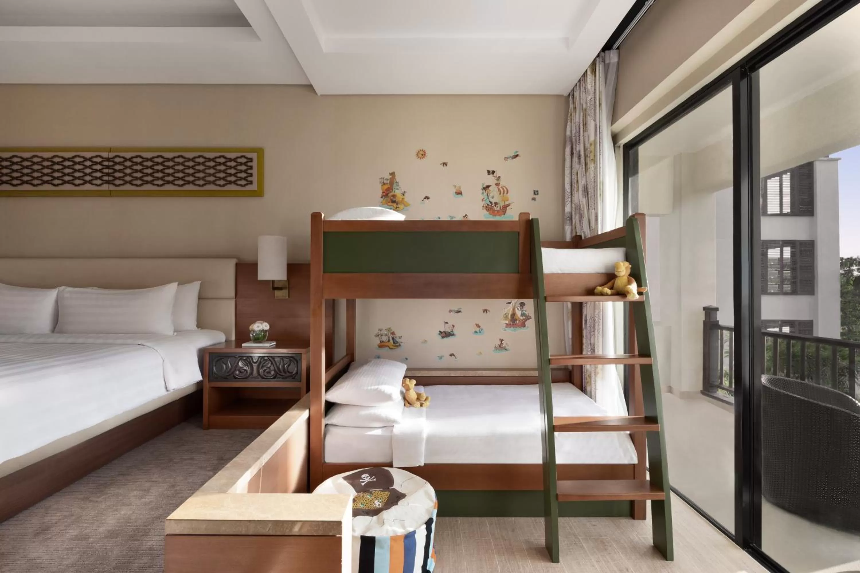 Bedroom, Bed in Shangri-La Rasa Ria, Kota Kinabalu