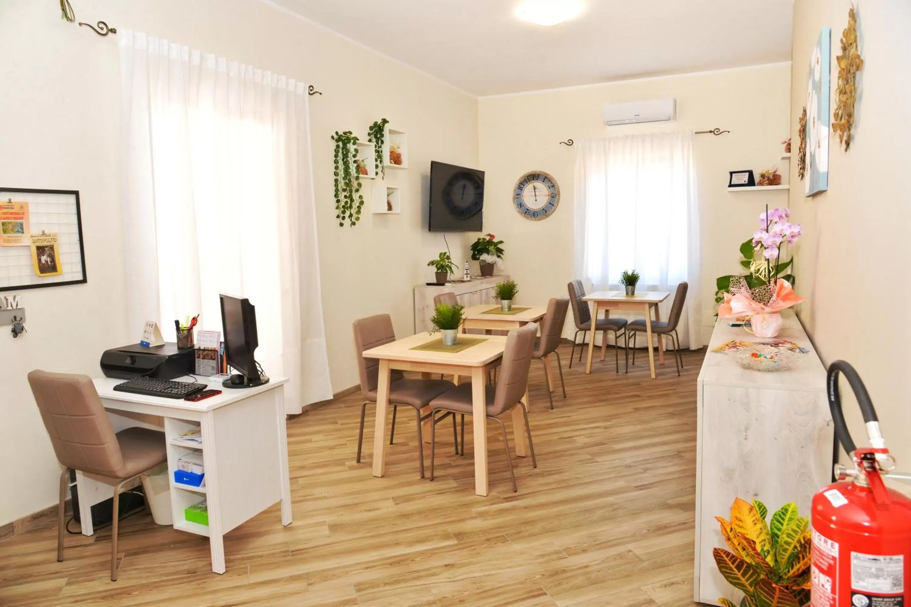 Breakfast in B&B MONDAY Breakfast in B&B MONDAY