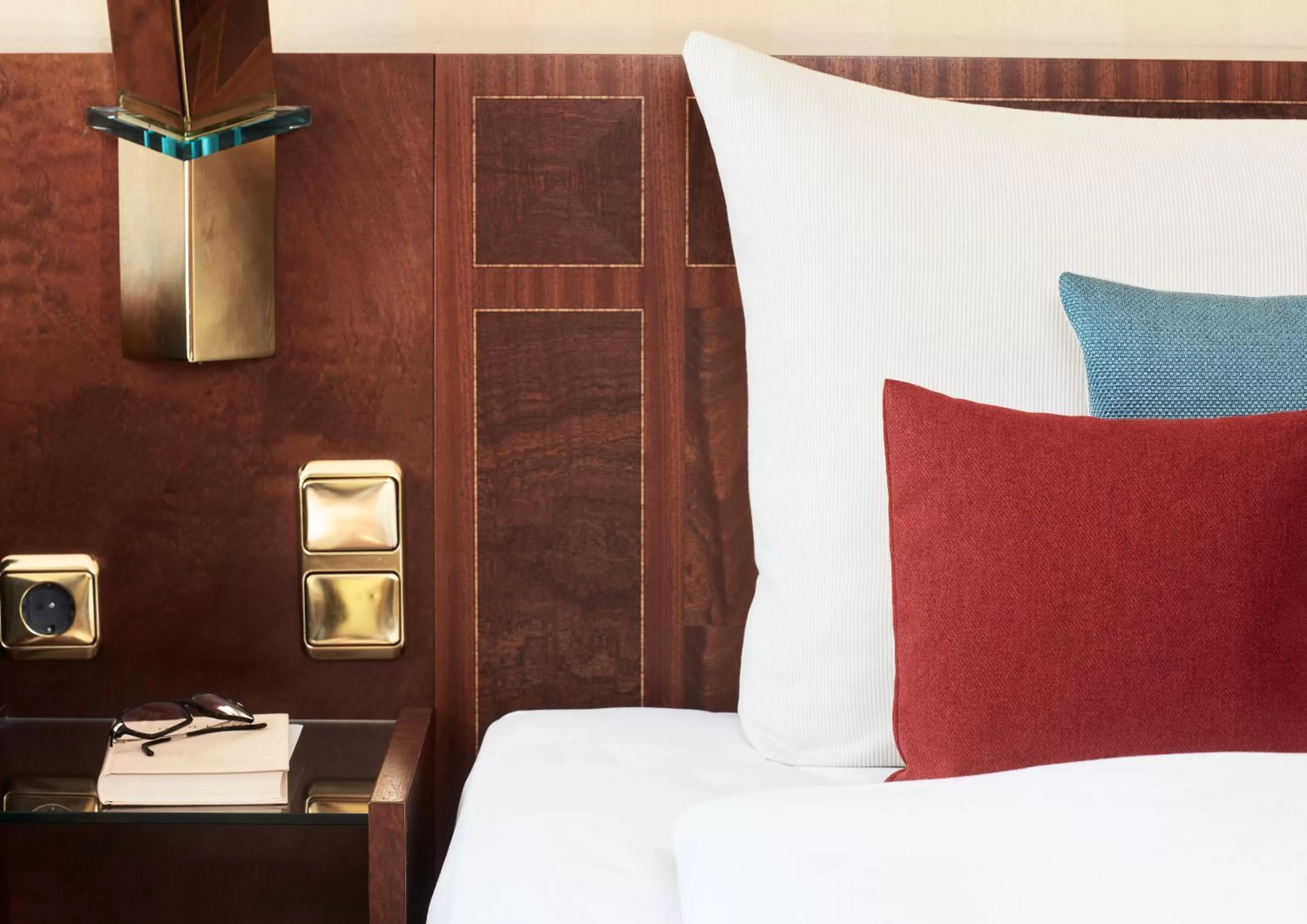 Bed in Living Hotel Kanzler