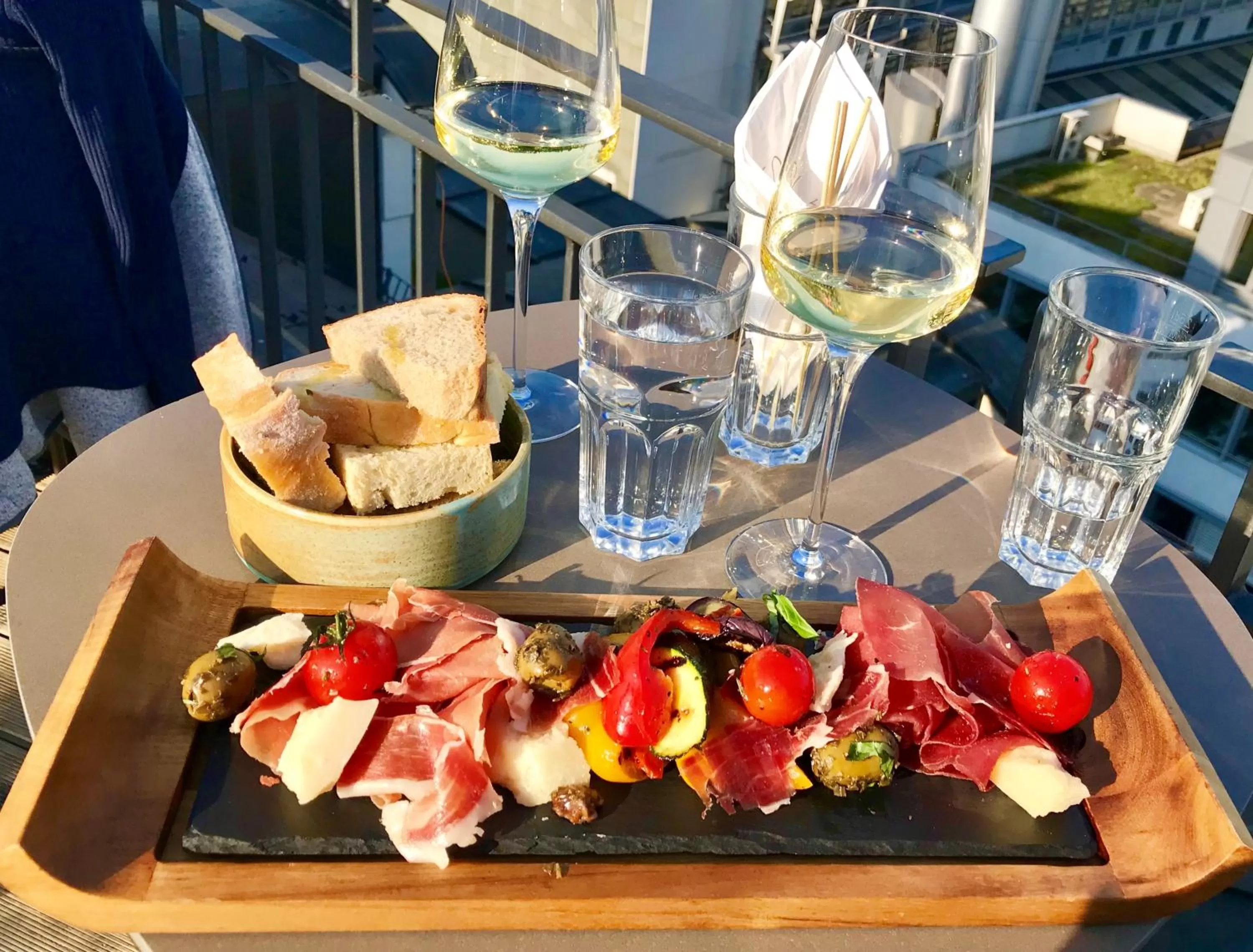 Restaurant/places to eat in Hotel Monopol Luzern