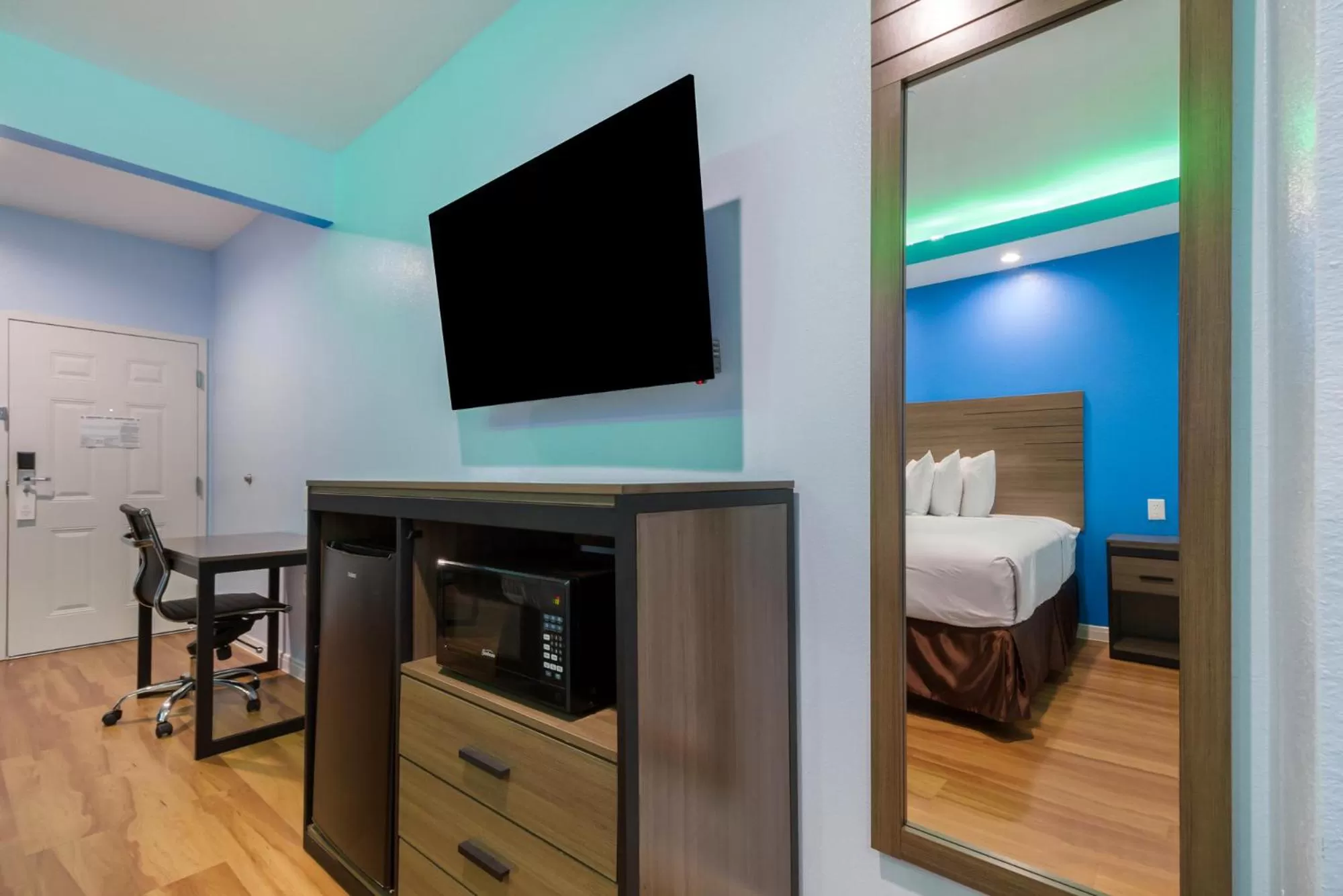 Bedroom, Bed in Americas Best Value Inn- Aldine Westfield