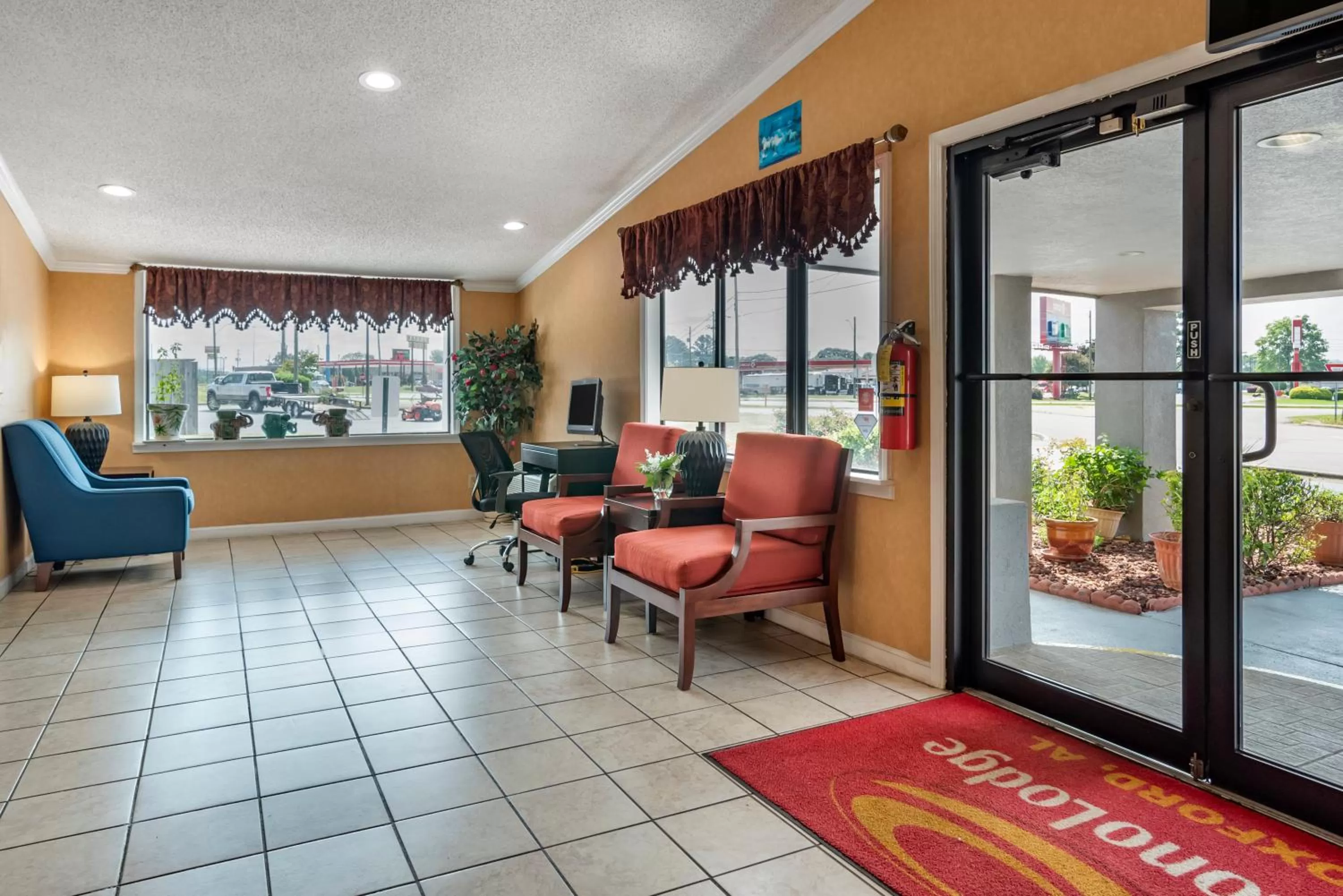 Lobby or reception in Econo Lodge Oxford near Choccolocco Park