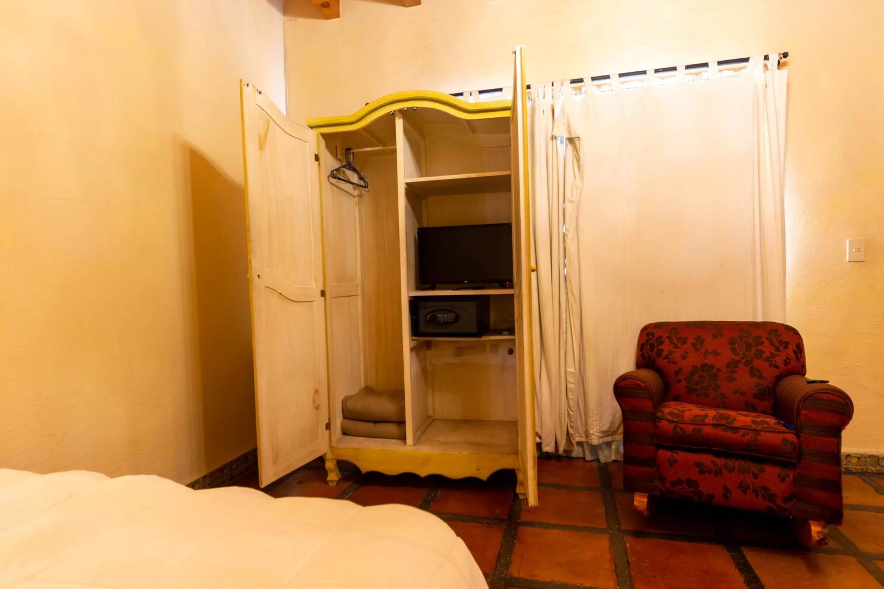 TV and multimedia, Bed in Casa Magica