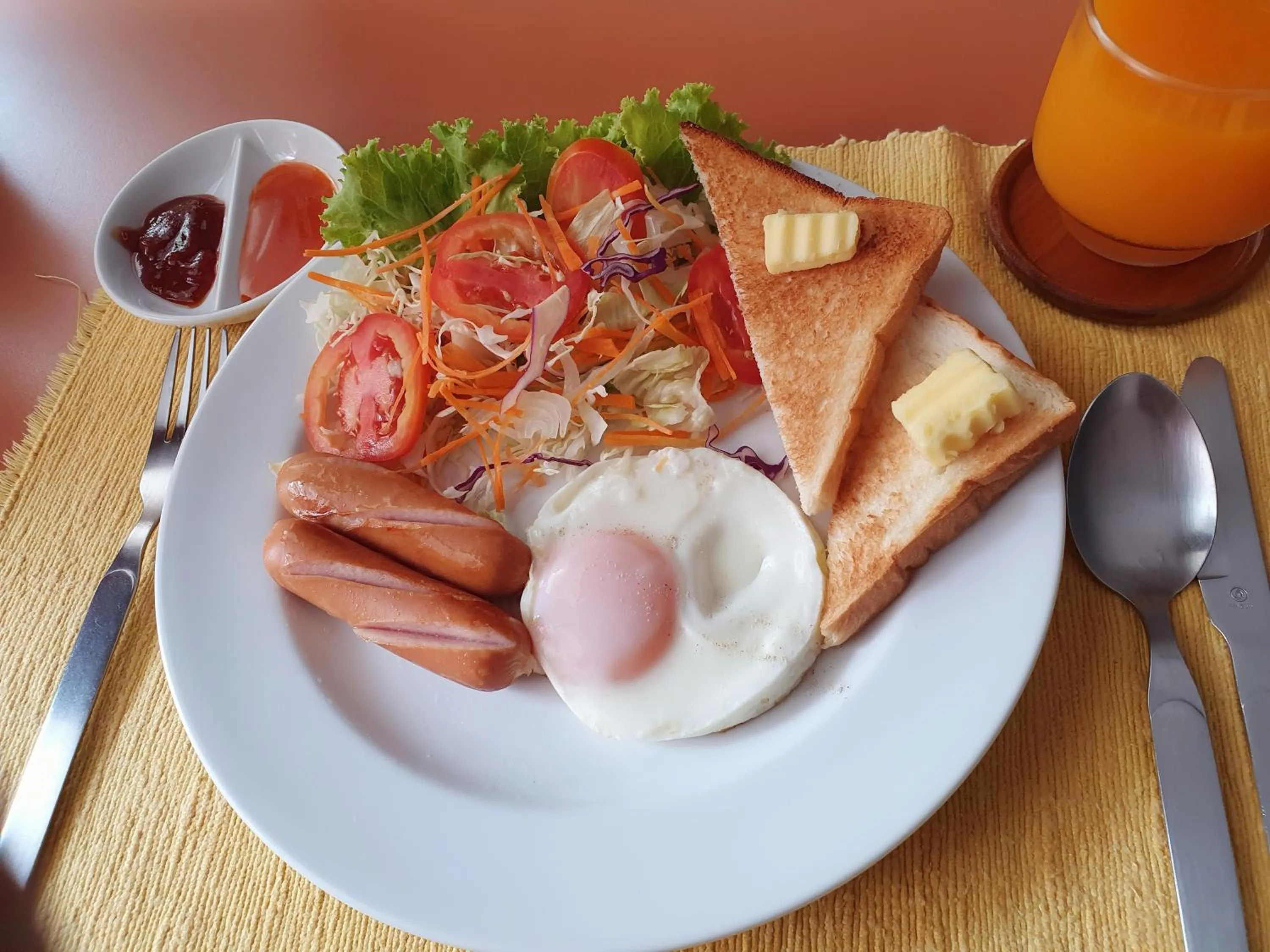 Food in Drop Inn Bangkok