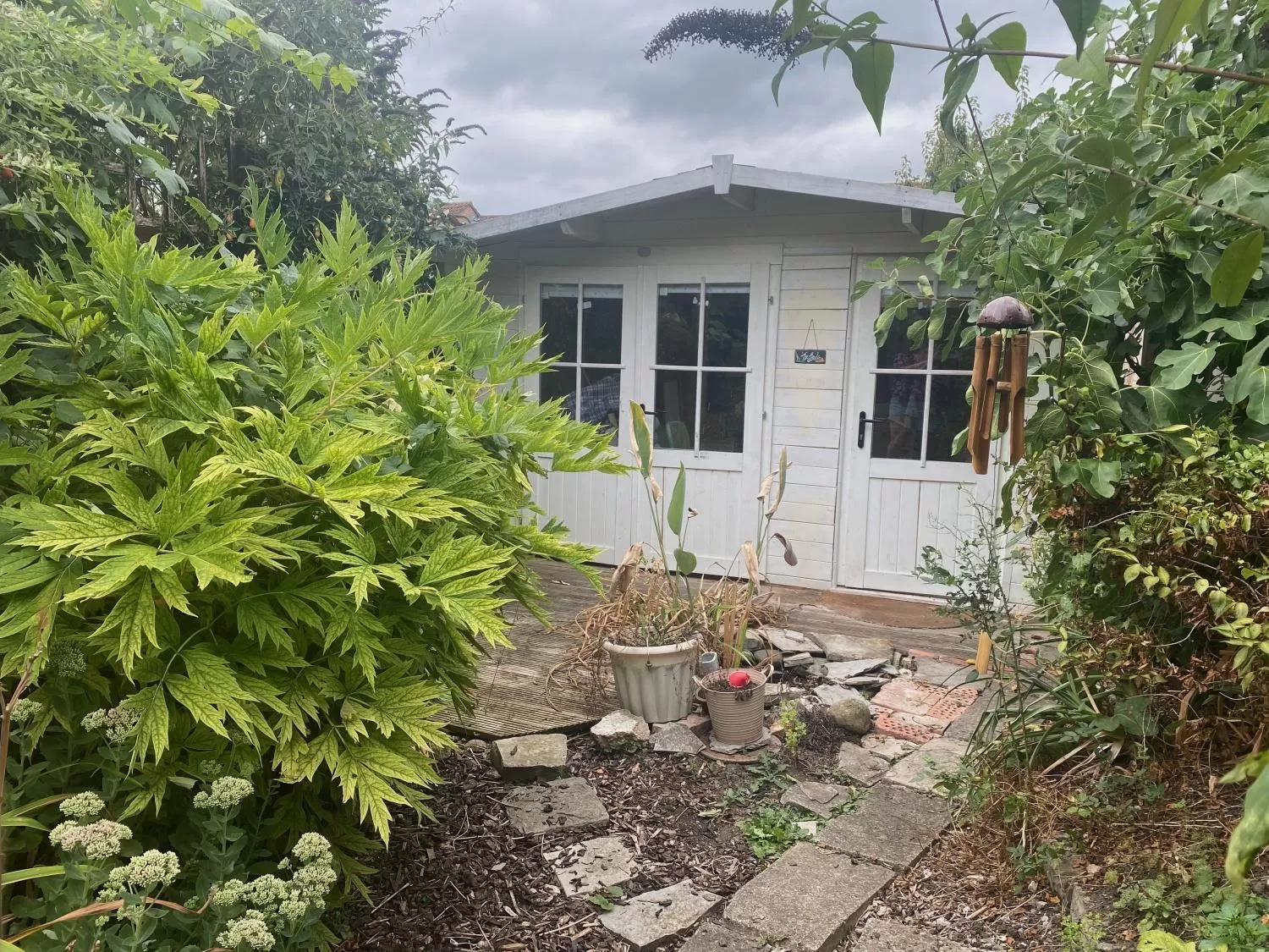 Property building in The Dragonfly BNB, Glastonbury