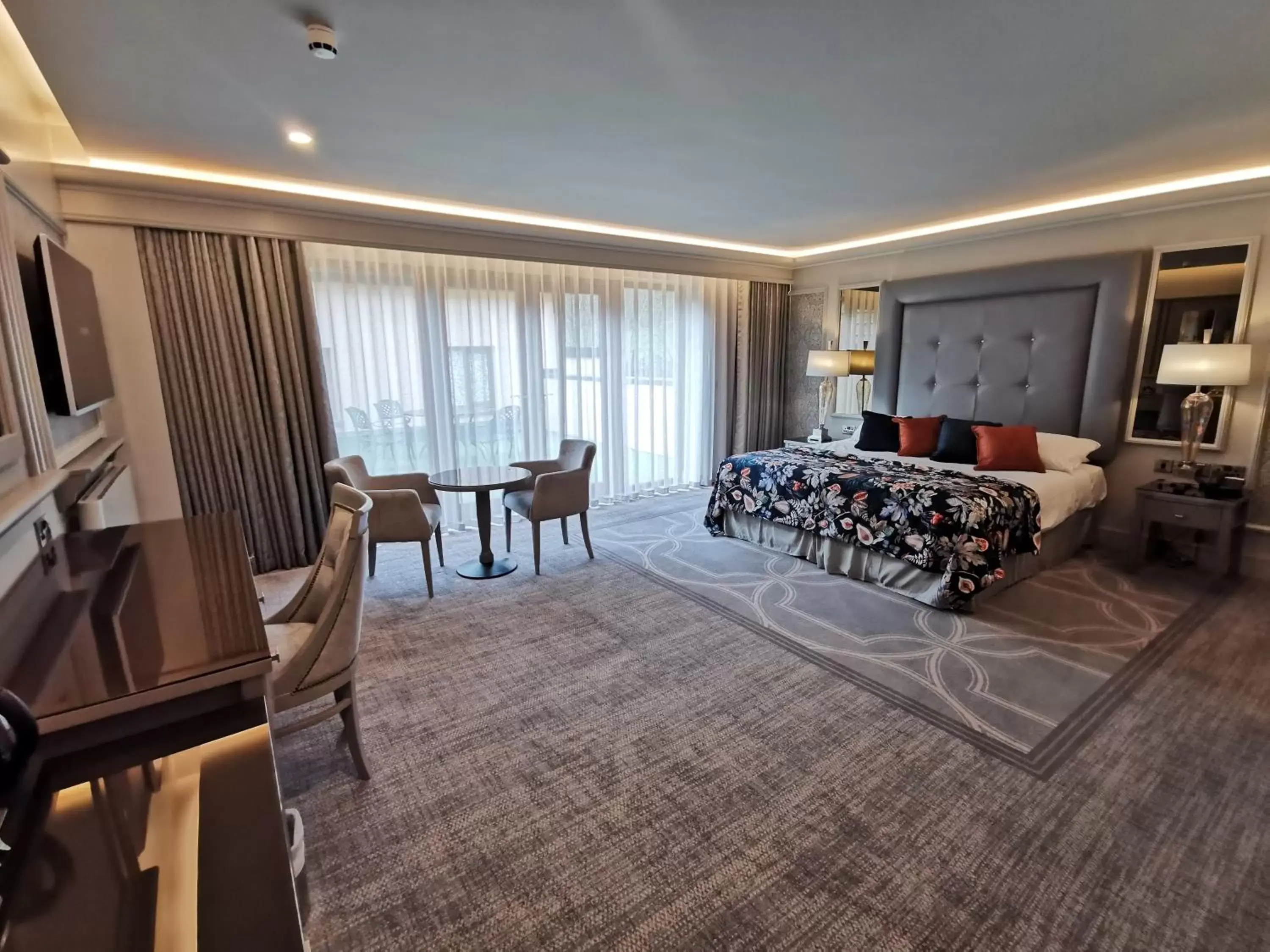 Deluxe Double Room with Balcony in Errigal Country House Hotel Deluxe Double Room with Balcony in Errigal Country House Hotel