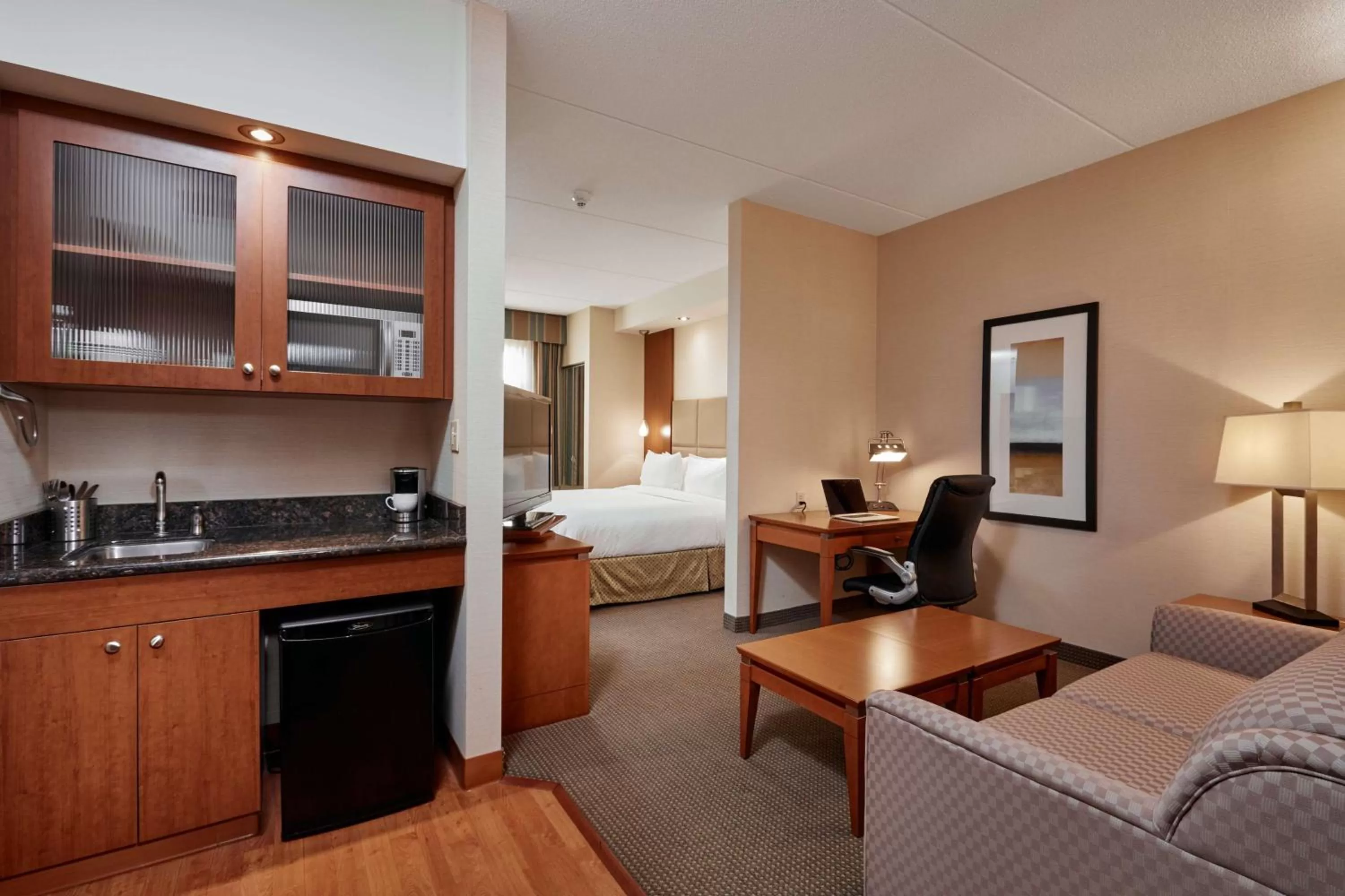 Superior King Suite - Non-Smoking in Best Western Plus Orangeville Inn & Suites