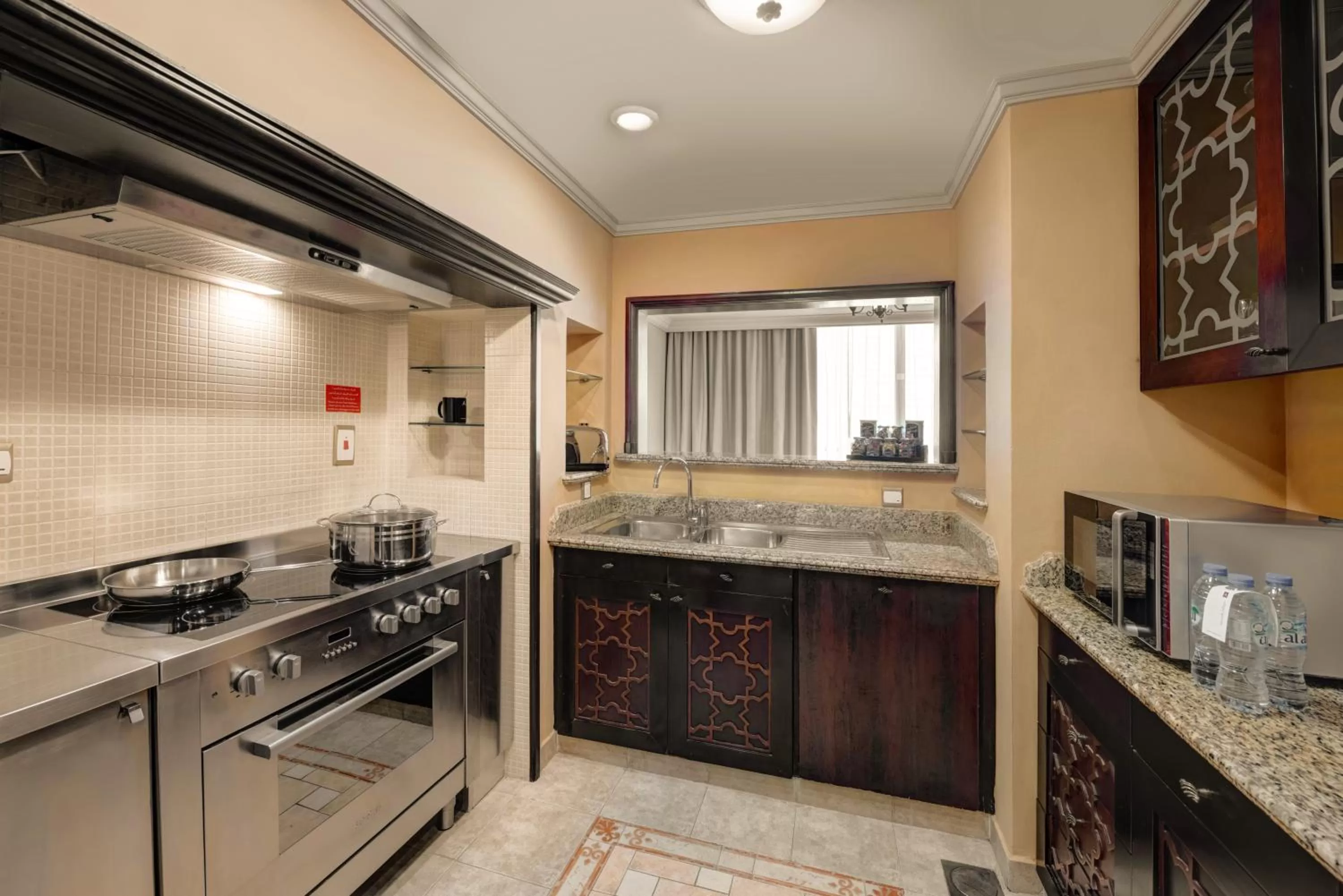 Kitchen or kitchenette in Arjaan by Rotana - Dubai Media City