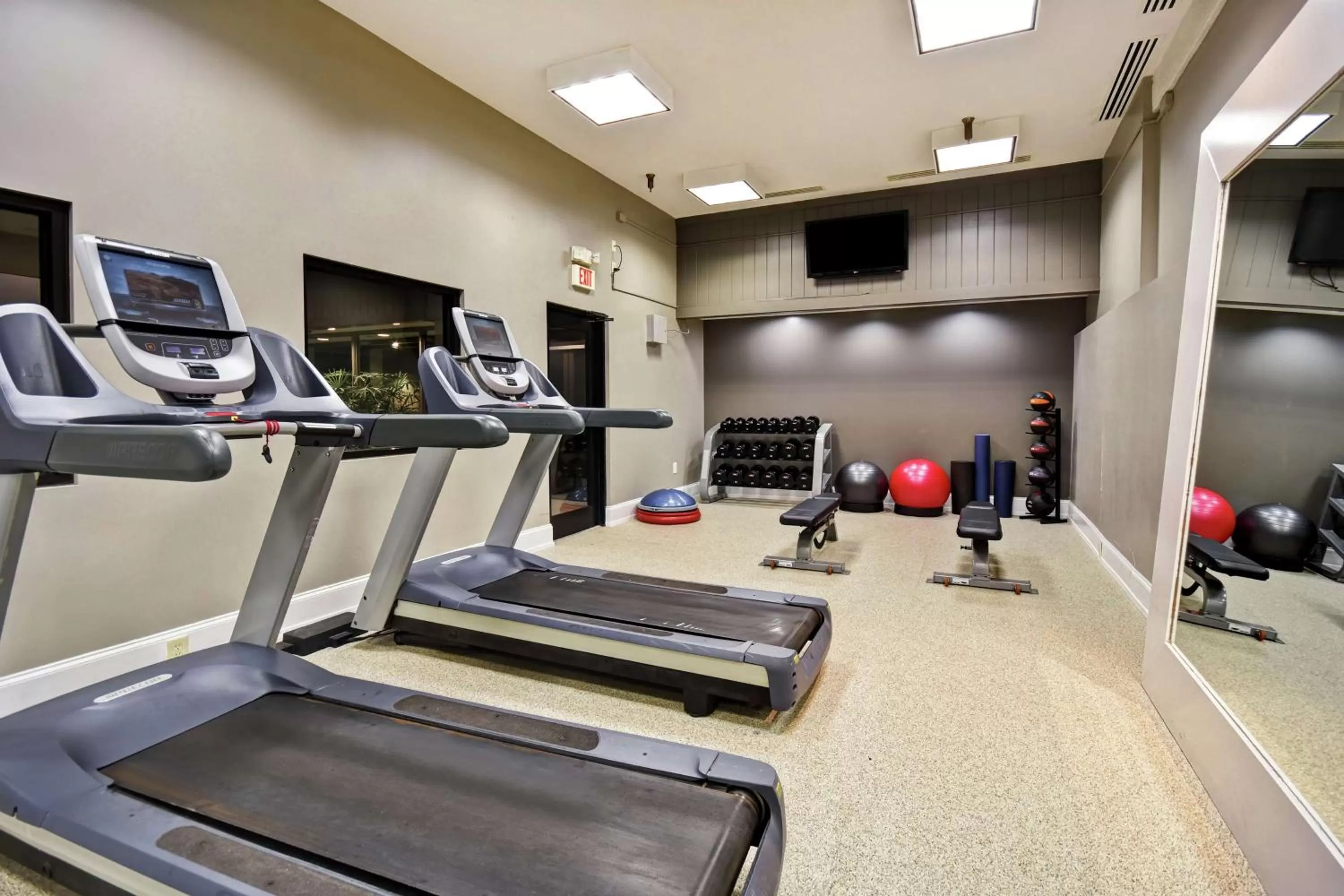 Fitness centre/facilities in DoubleTree by Hilton Augusta