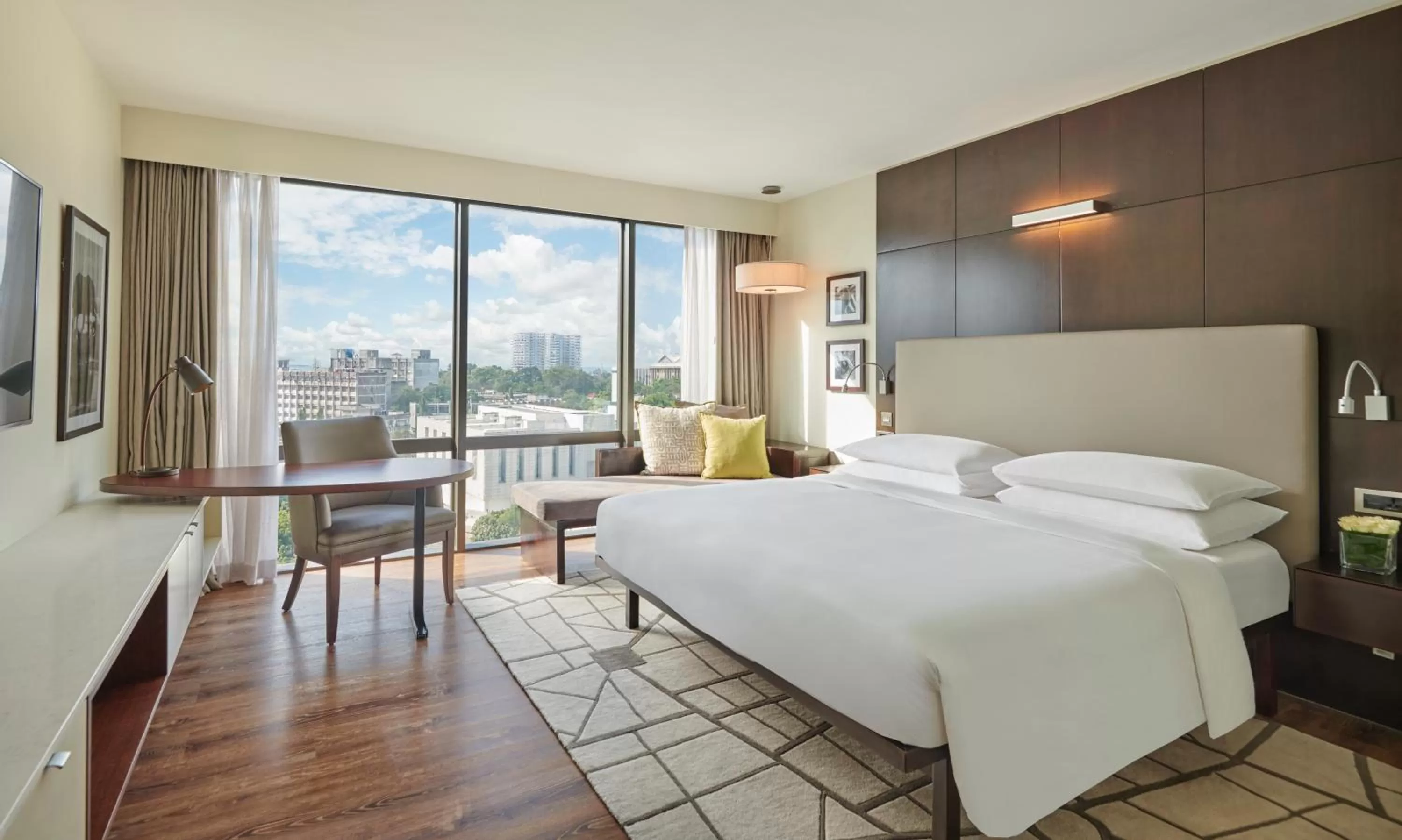 King Room in Hyatt Regency Dar es Salaam, The Kilimanjaro