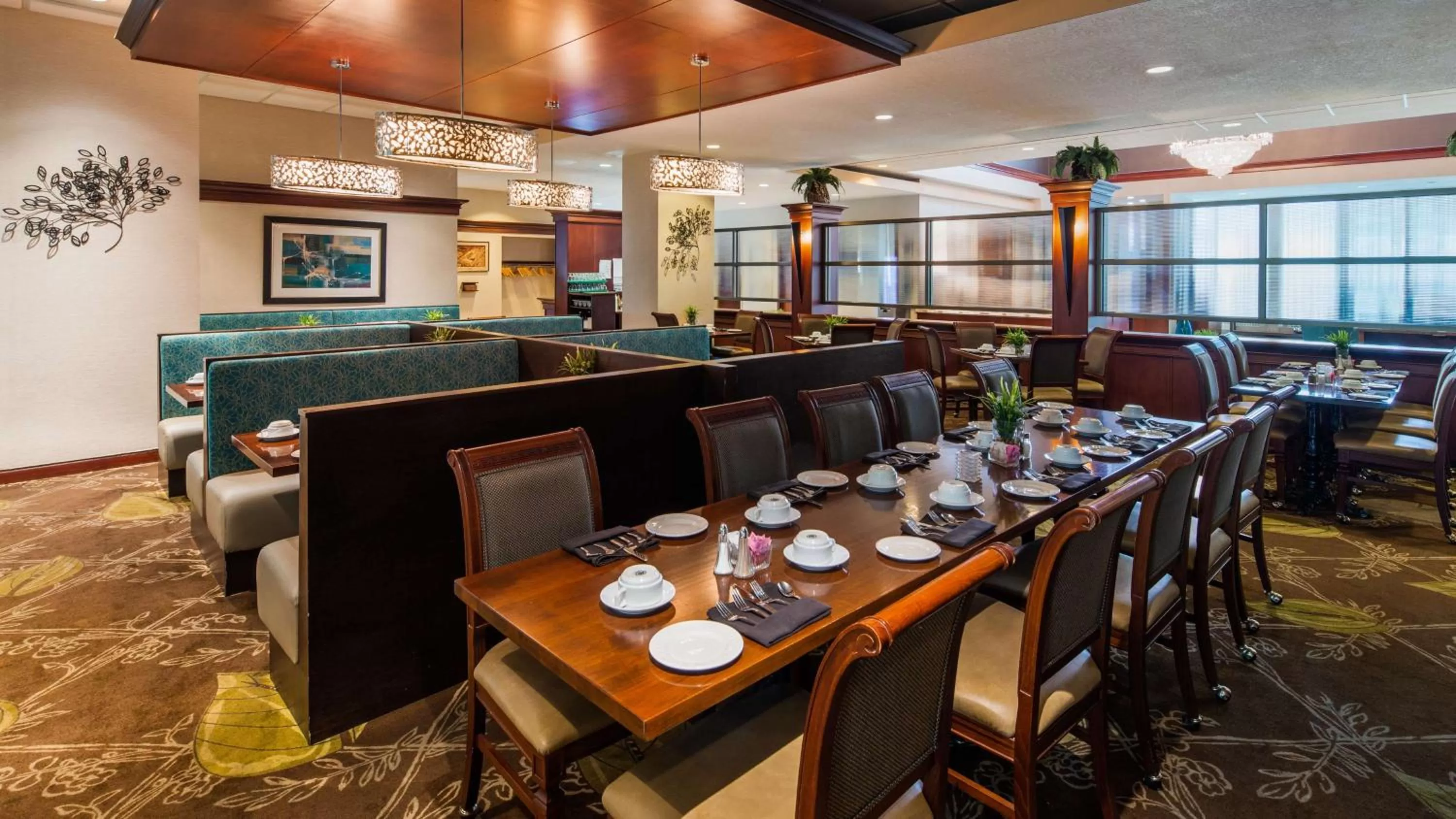 Restaurant/places to eat in Best Western PLUS The Arden Park Hotel