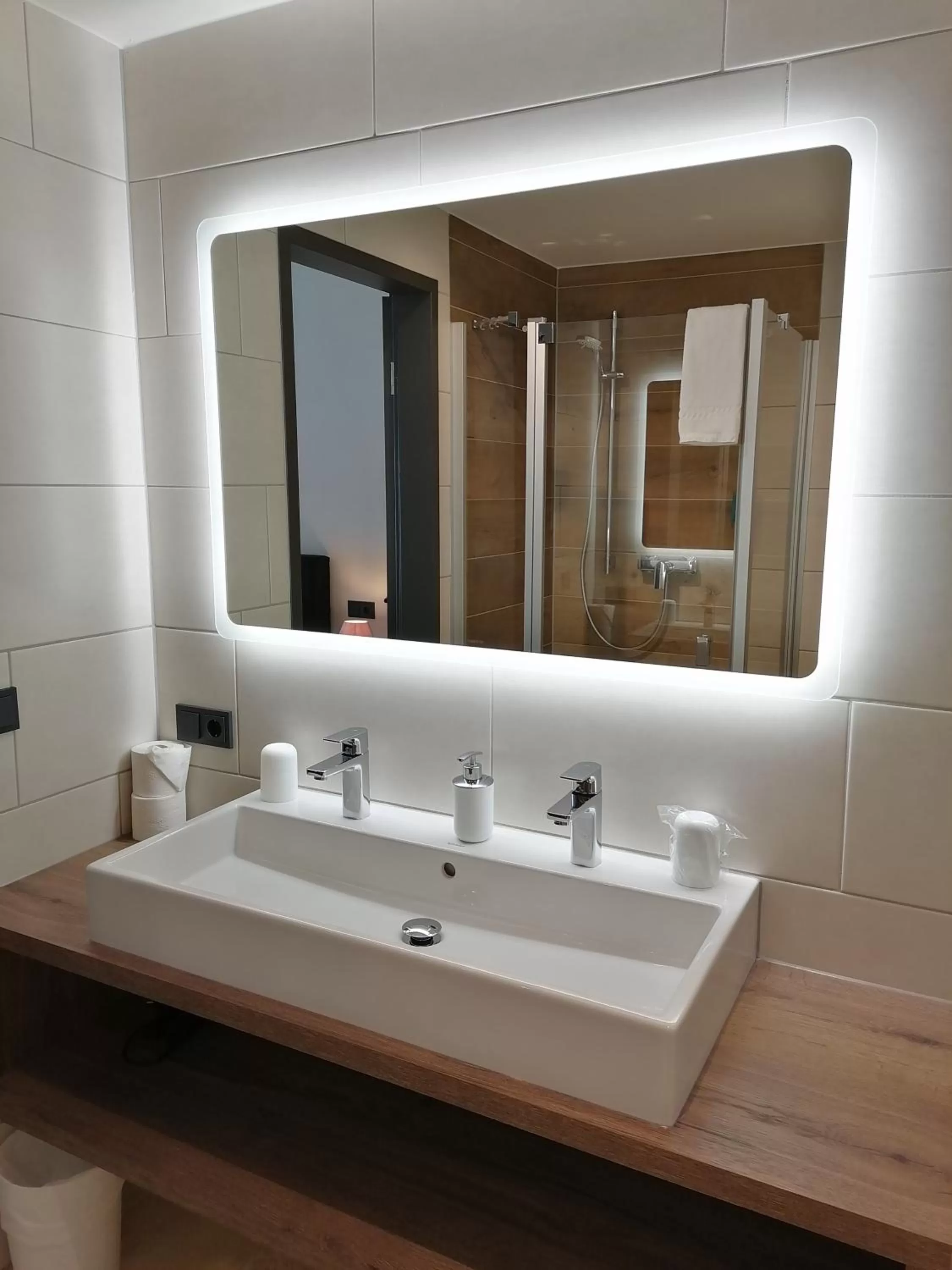 Bathroom in Hotelgasthof Kirchenwirt