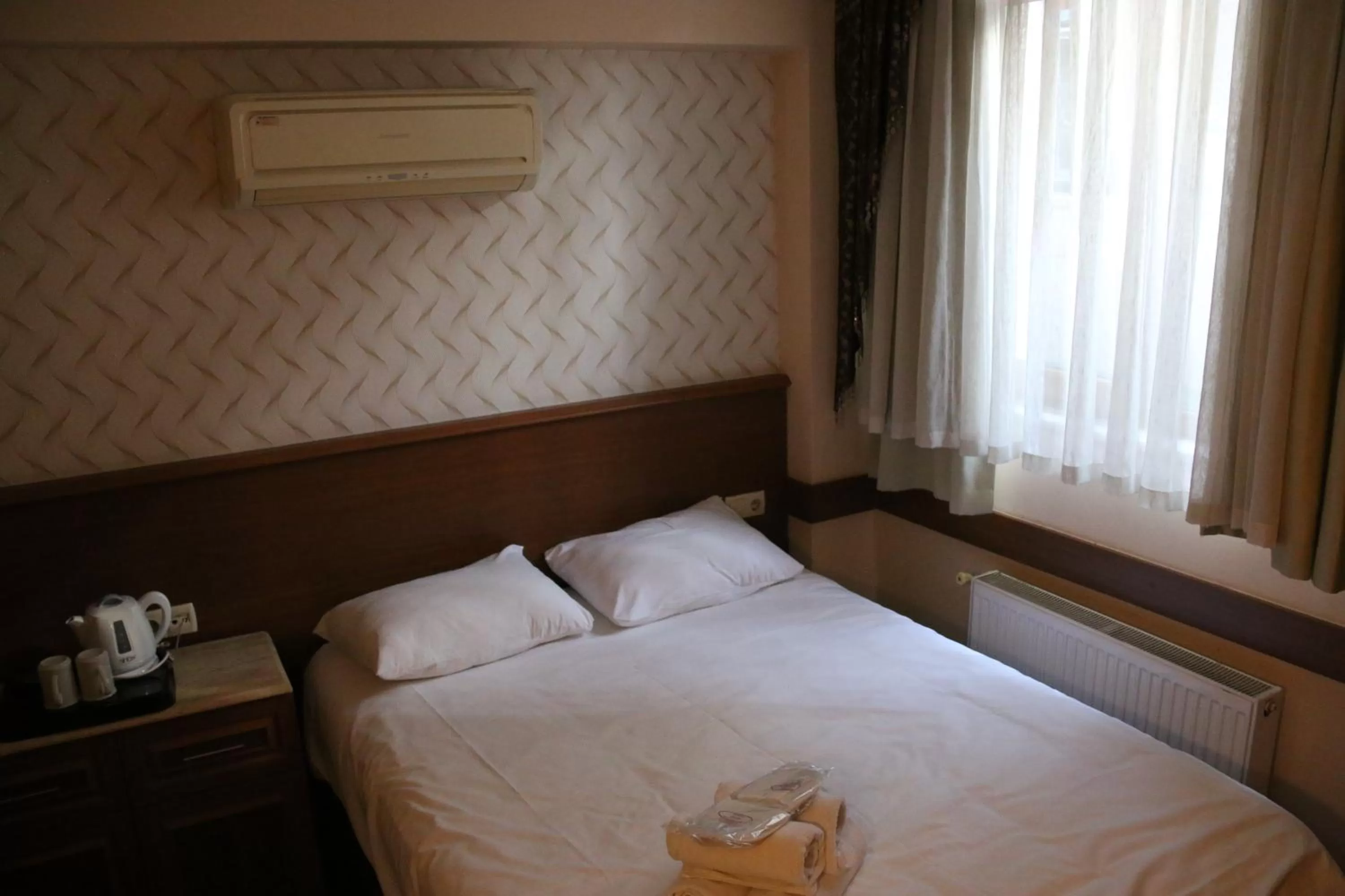 Bed in Grand Peninsula Hotel