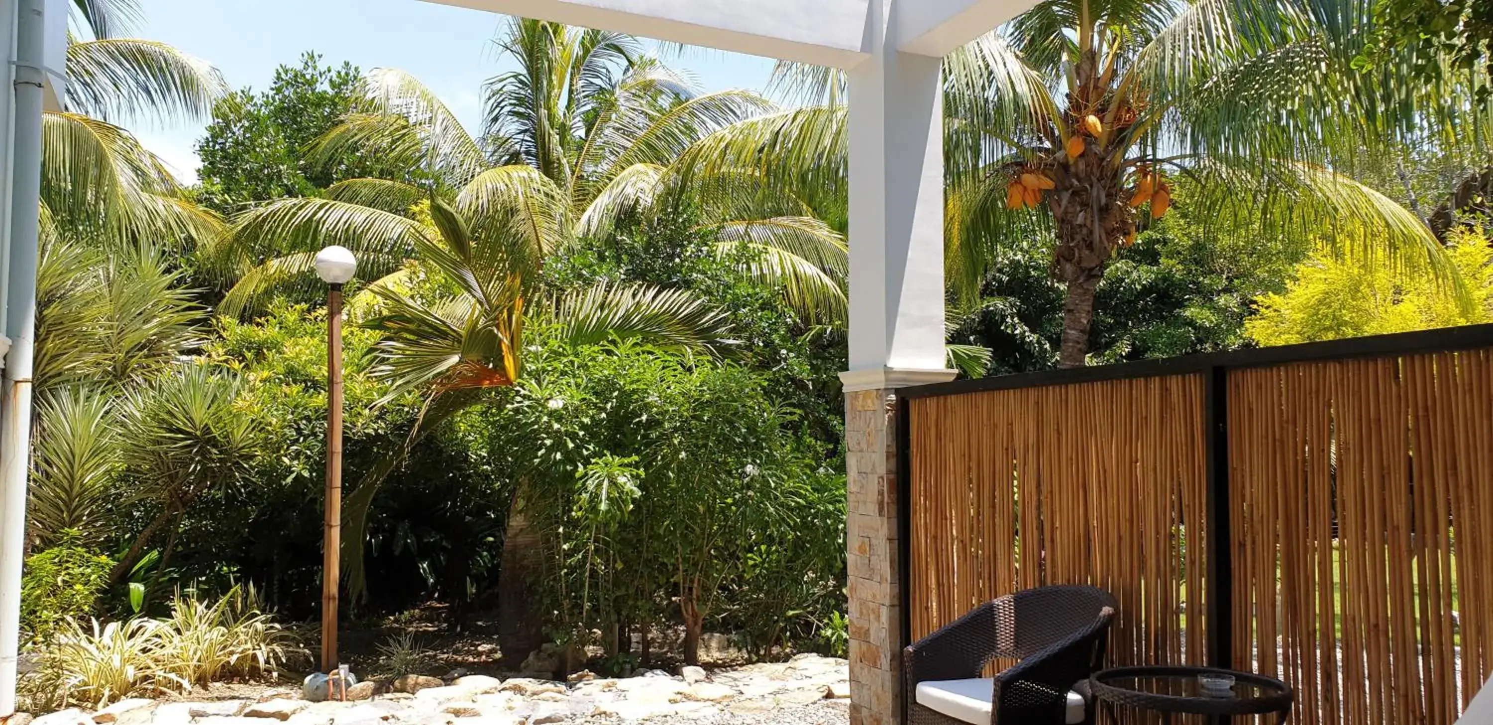 Deluxe Double Room with Garden View in Edgewater Dive & Spa Resort Deluxe Double Room with Garden View in Edgewater Dive & Spa Resort